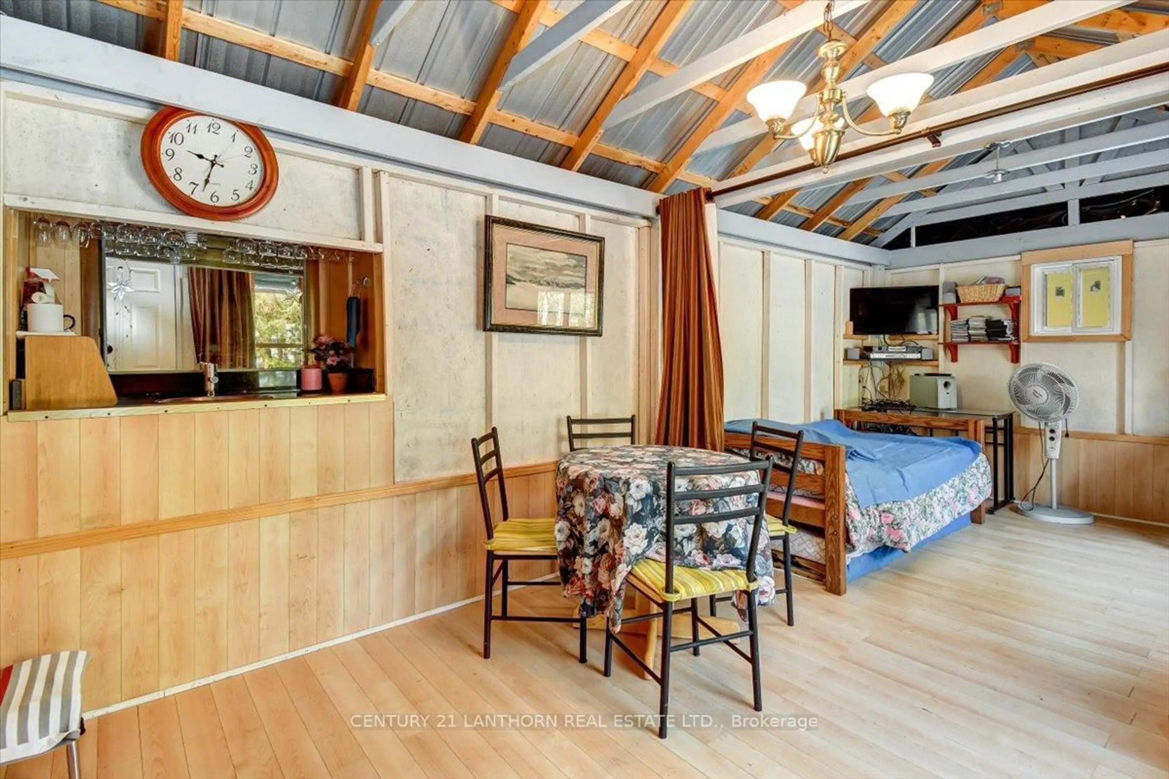 Dining room, wood/laminate floor for 54 Beach Rd, Limoges Ontario K0K 2M0