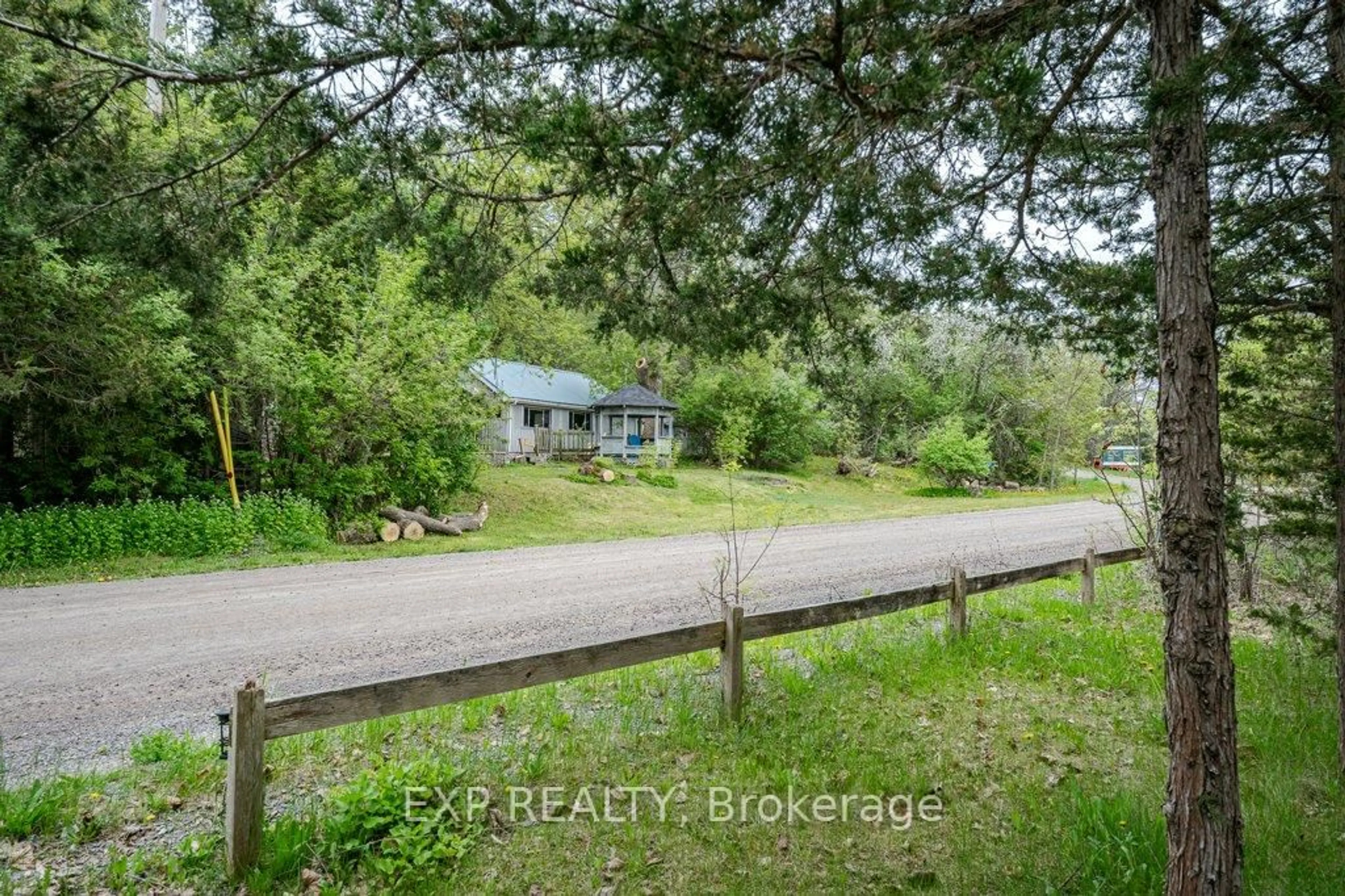 A pic from outside/outdoor area/front of a property/back of a property/a pic from drone, unknown for 675 Haigs Reach Rd, Trent Hills Ontario K0L 1L0