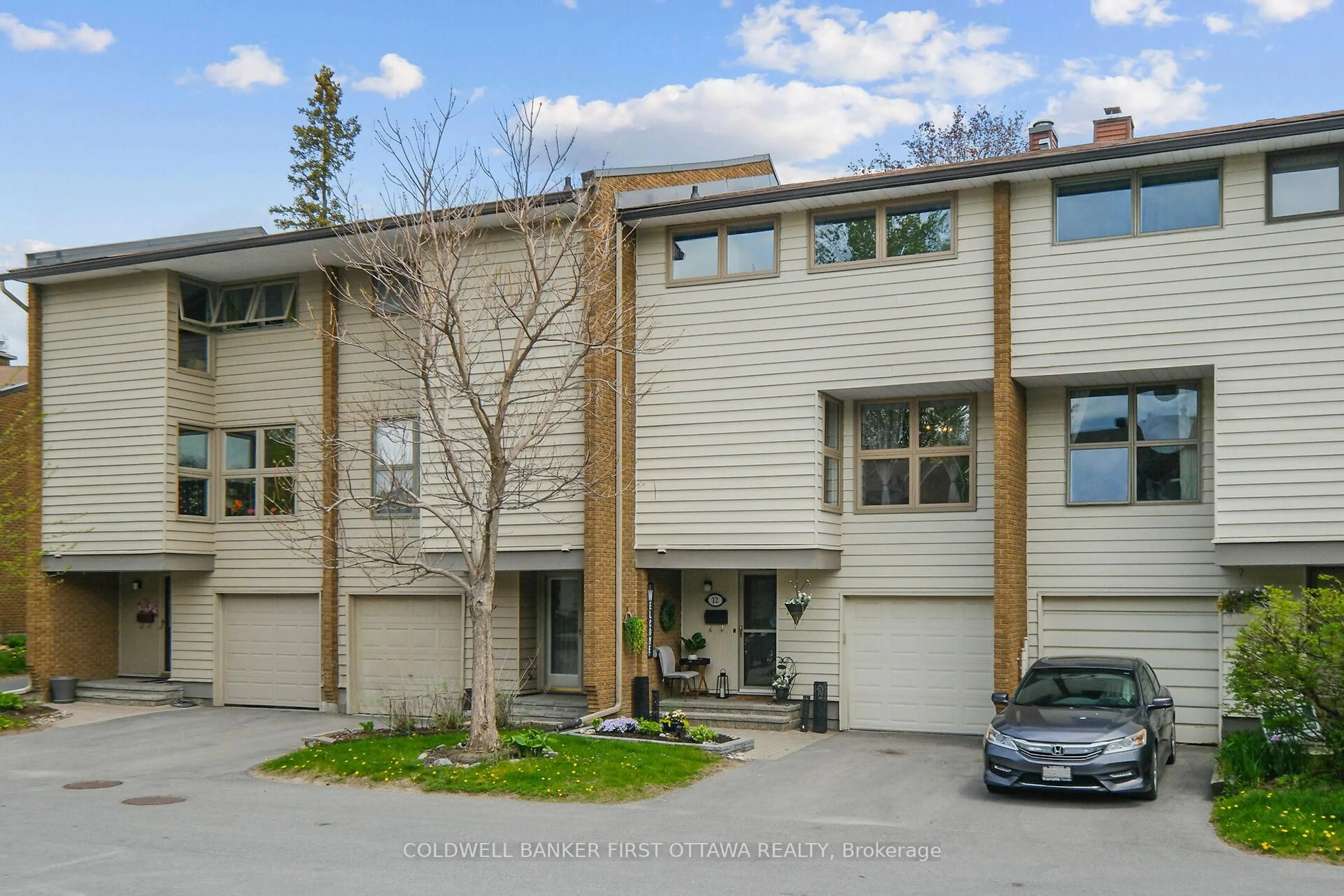 Unknown for 12 Carmichael Crt, Kanata Ontario K2K 1K2