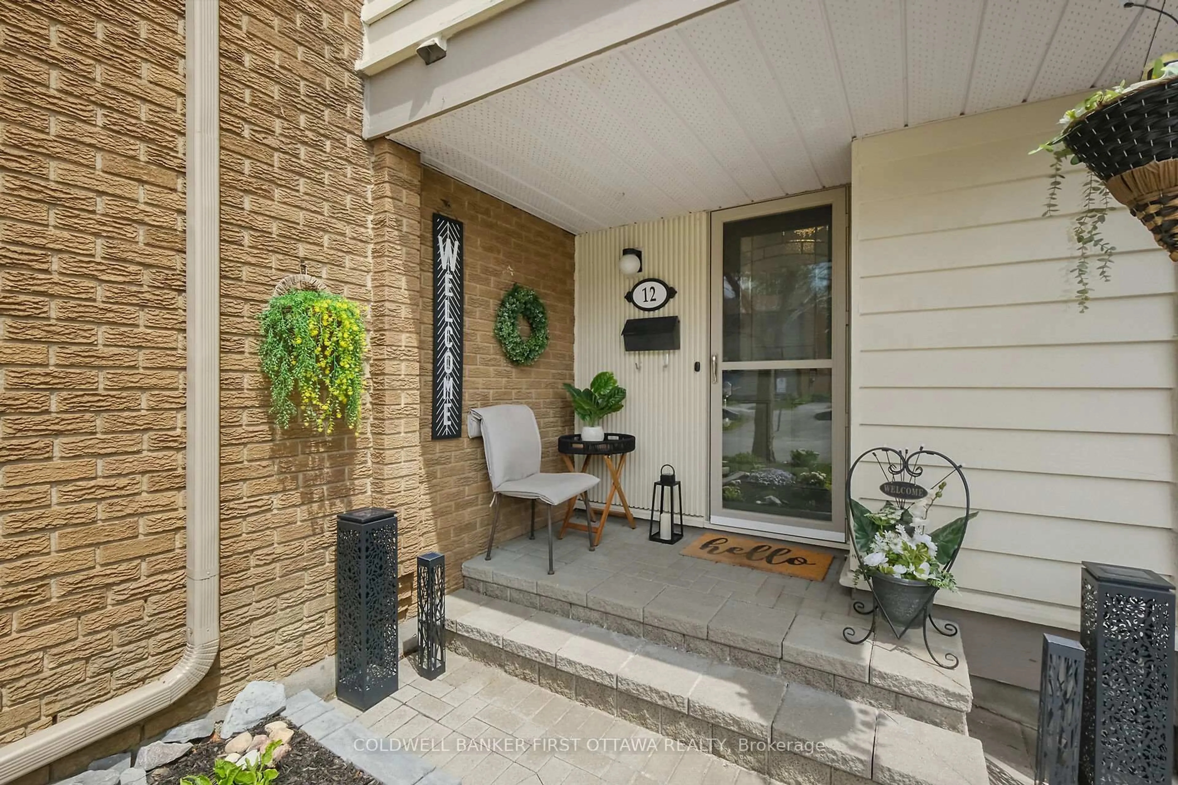 Unknown for 12 Carmichael Crt, Kanata Ontario K2K 1K2