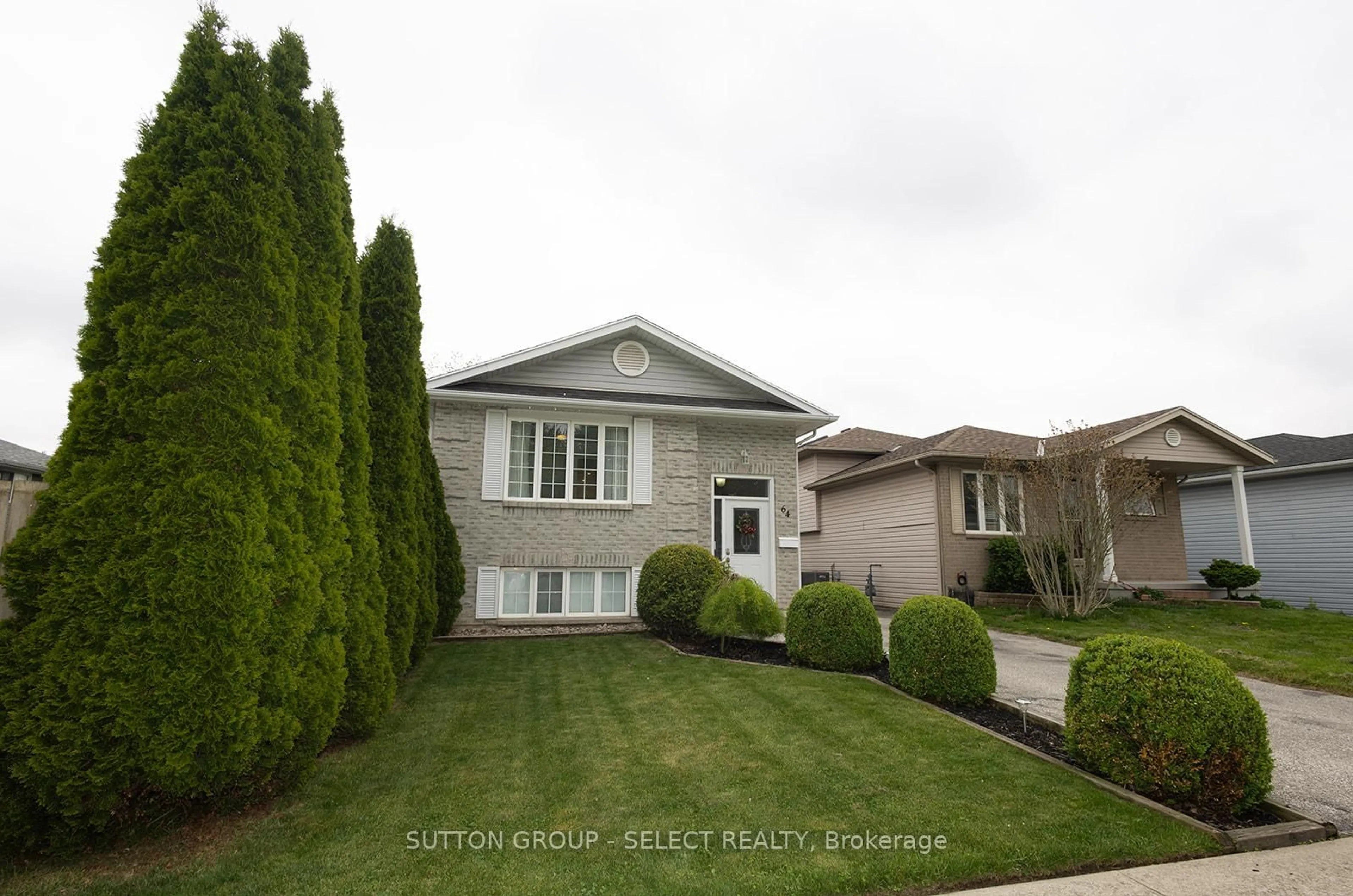 Home with vinyl exterior material, street for 64 University Ave, Chatham-Kent Ontario N8A 3Z6