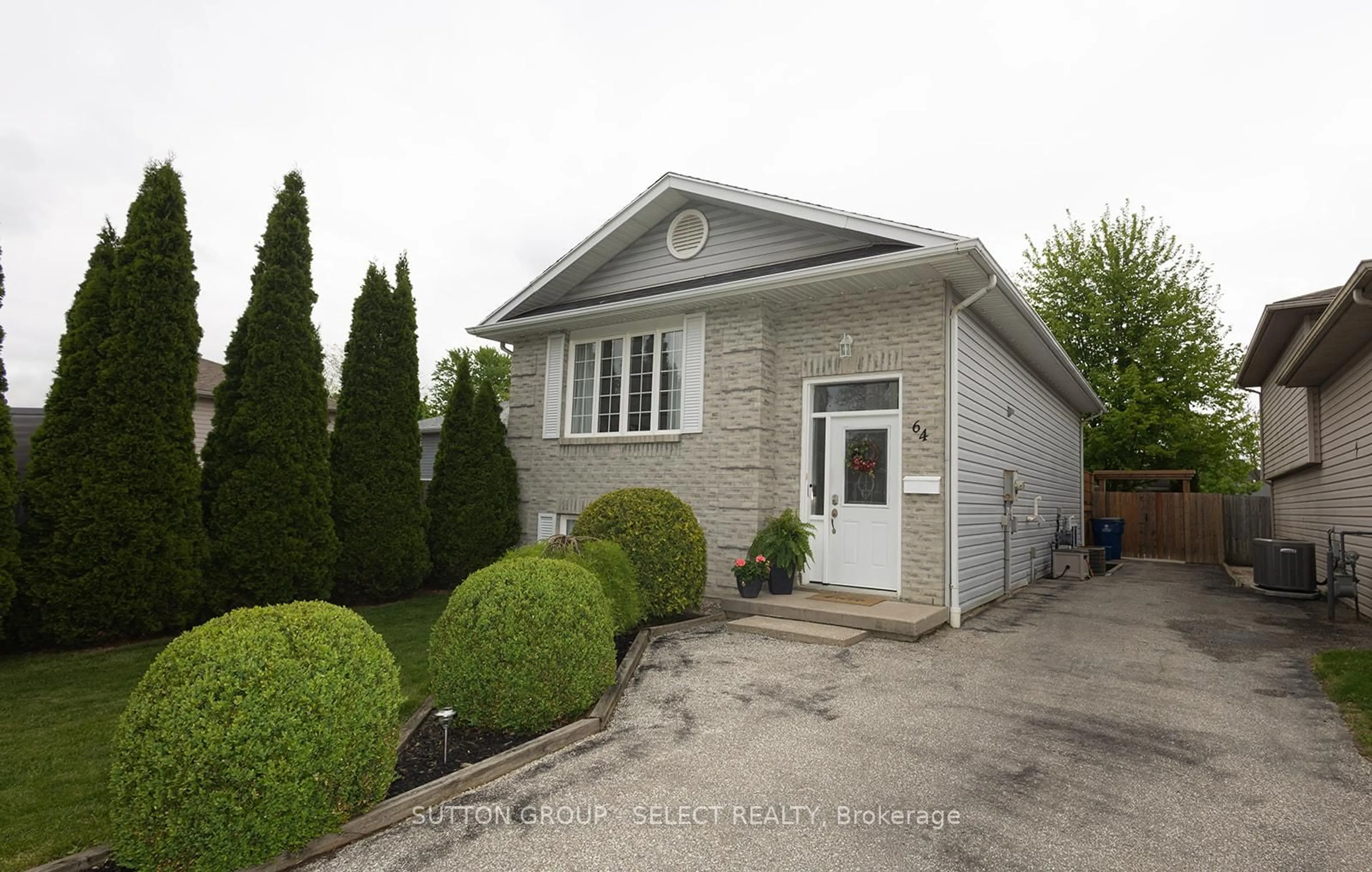 Unknown for 64 University Ave, Chatham-Kent Ontario N8A 3Z6