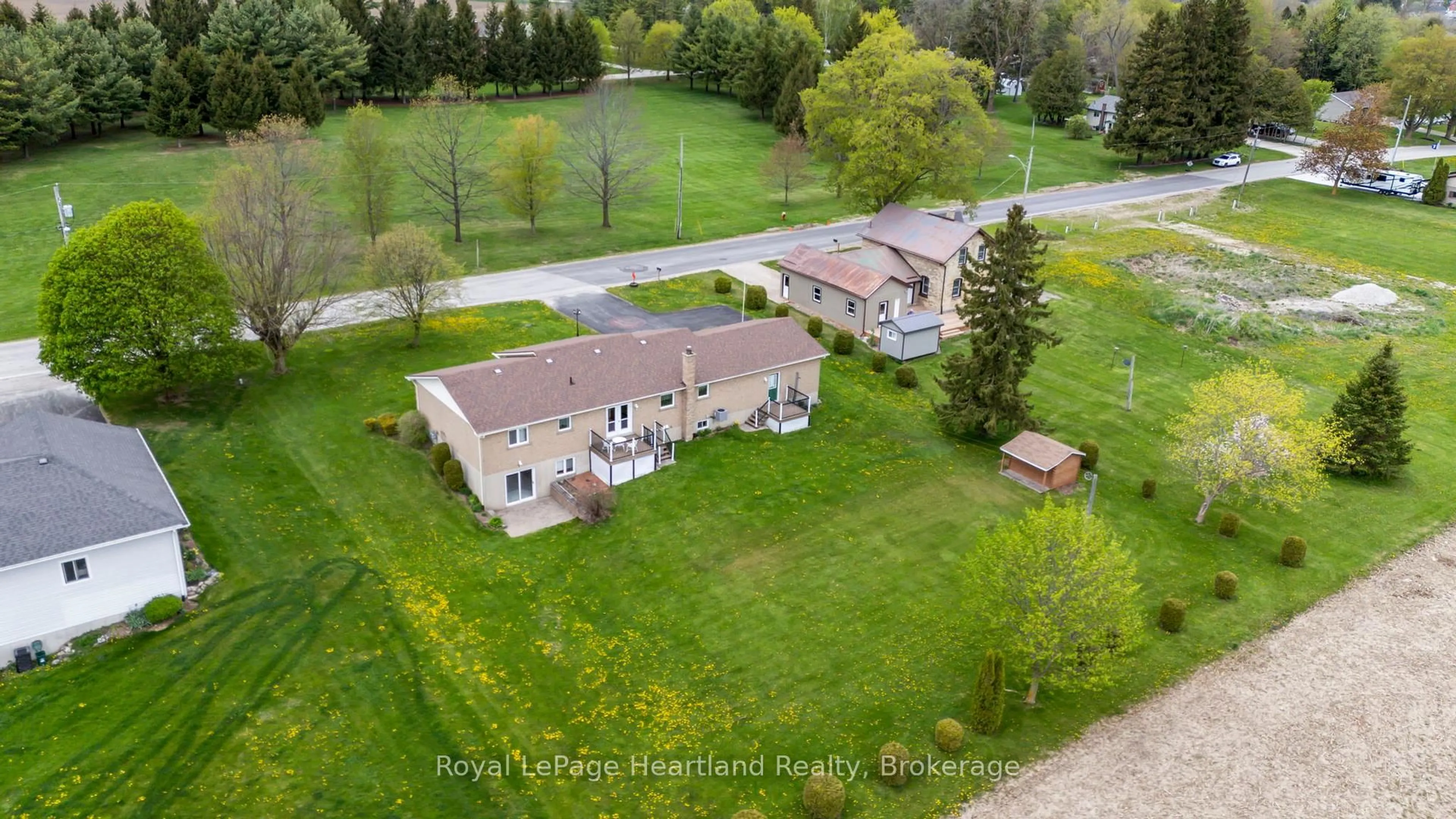 A pic from outside/outdoor area/front of a property/back of a property/a pic from drone, unknown for 73 Allan St, Minto Ontario N0G 1M0