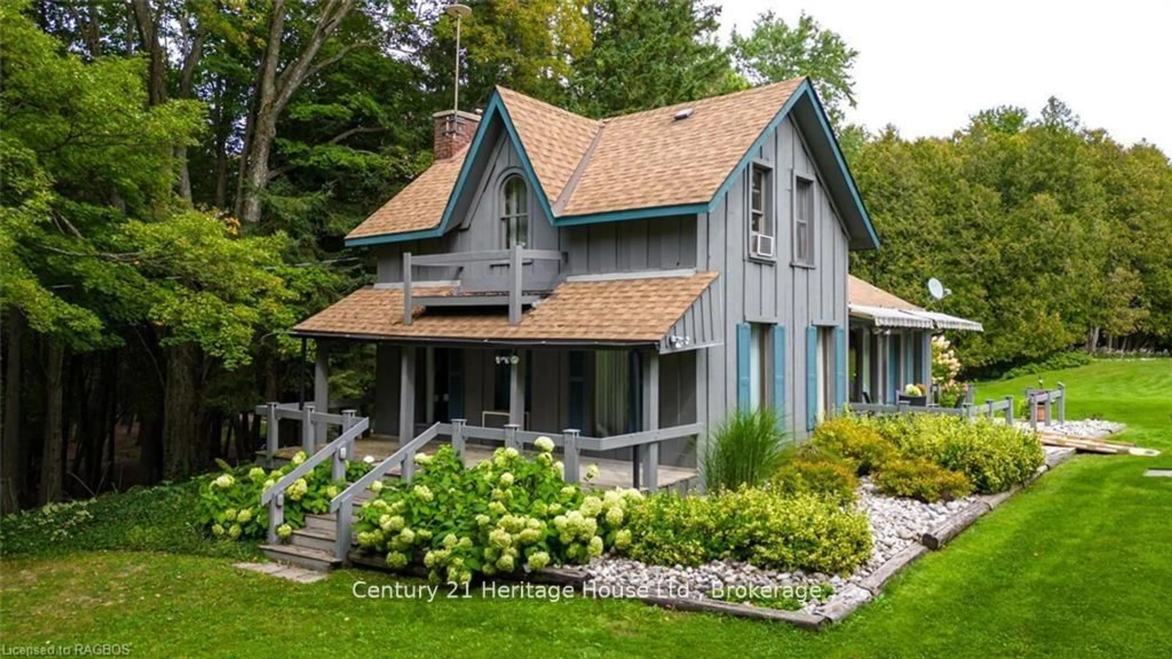 Home with vinyl exterior material, street for 403288 Grey Road 4 Highway, West Grey Ontario N0G 1R0