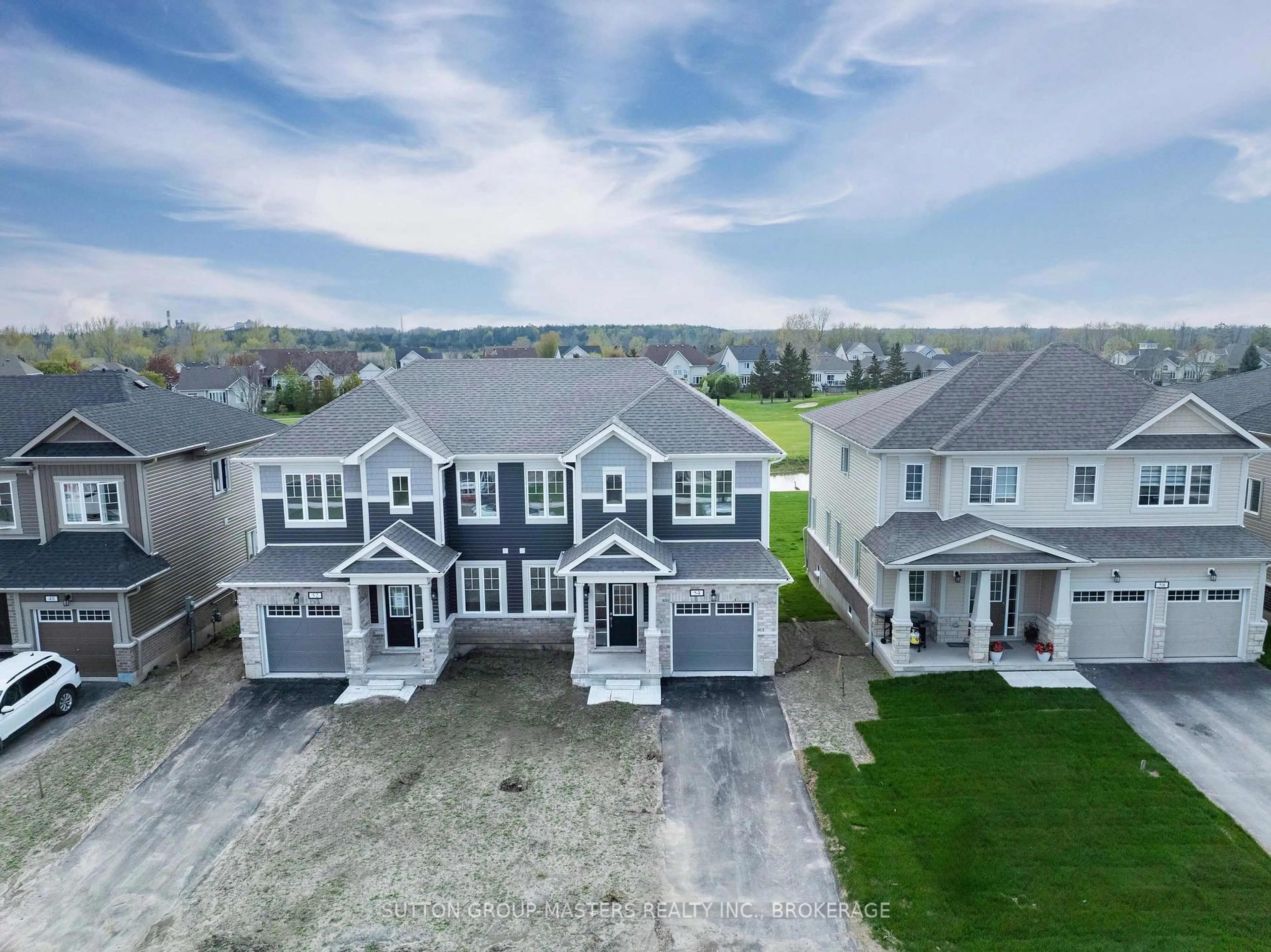 A pic from outside/outdoor area/front of a property/back of a property/a pic from drone, unknown for 54 Golf Links Dr, Bath Ontario K0H 1G0