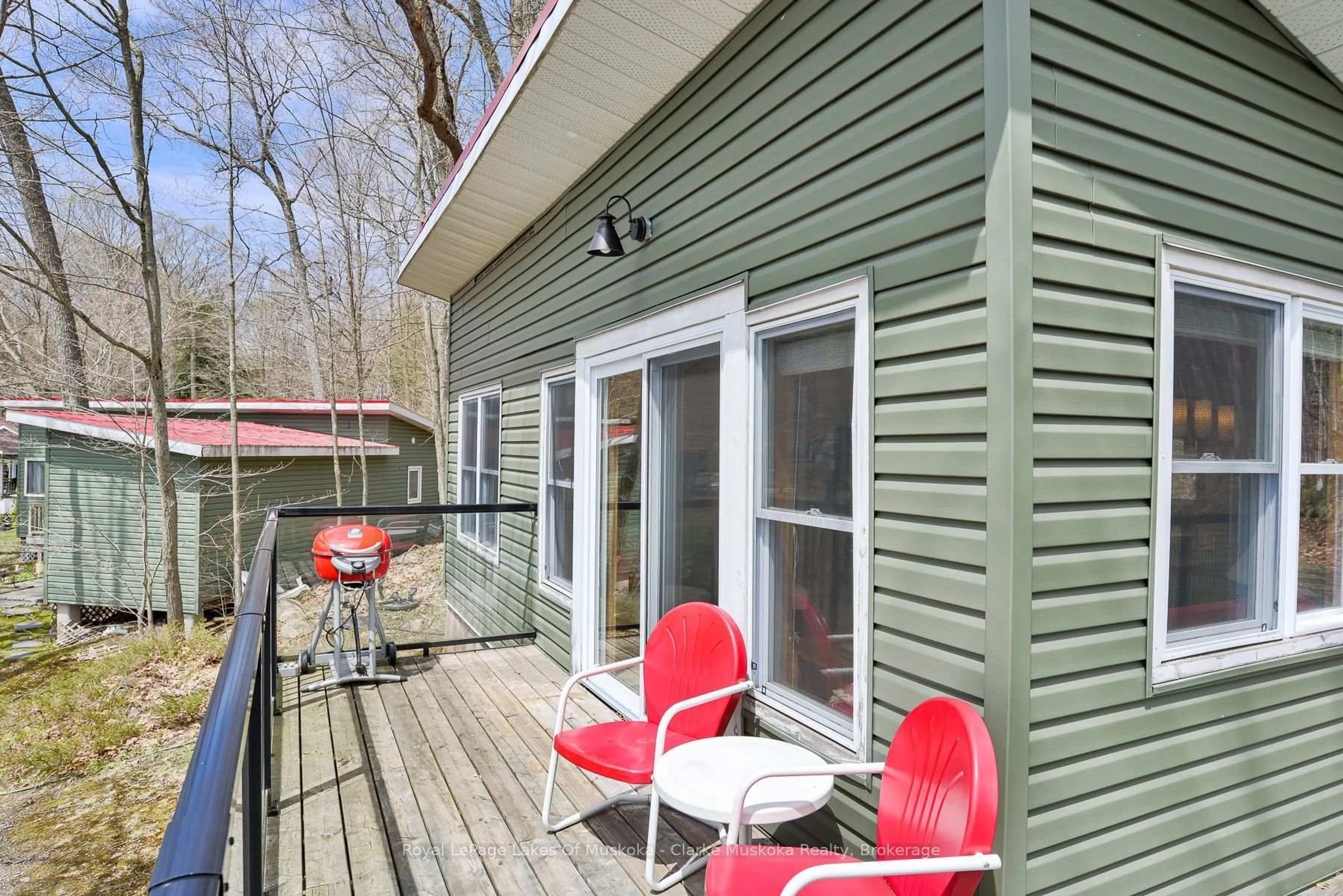 Patio, unknown for 7 Silver Point Rd #7, Seguin Ontario P2A 2W8