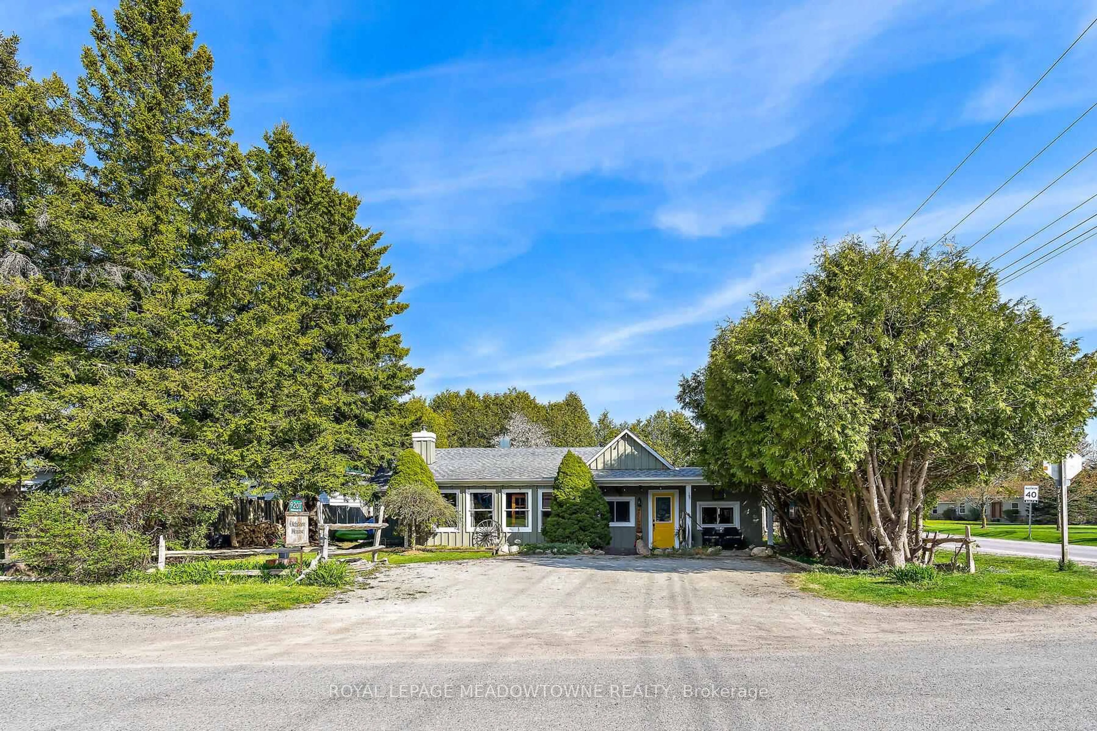 A pic from outside/outdoor area/front of a property/back of a property/a pic from drone, street for 9201 24 Sdrd, Erin Ontario N0B 1Z0