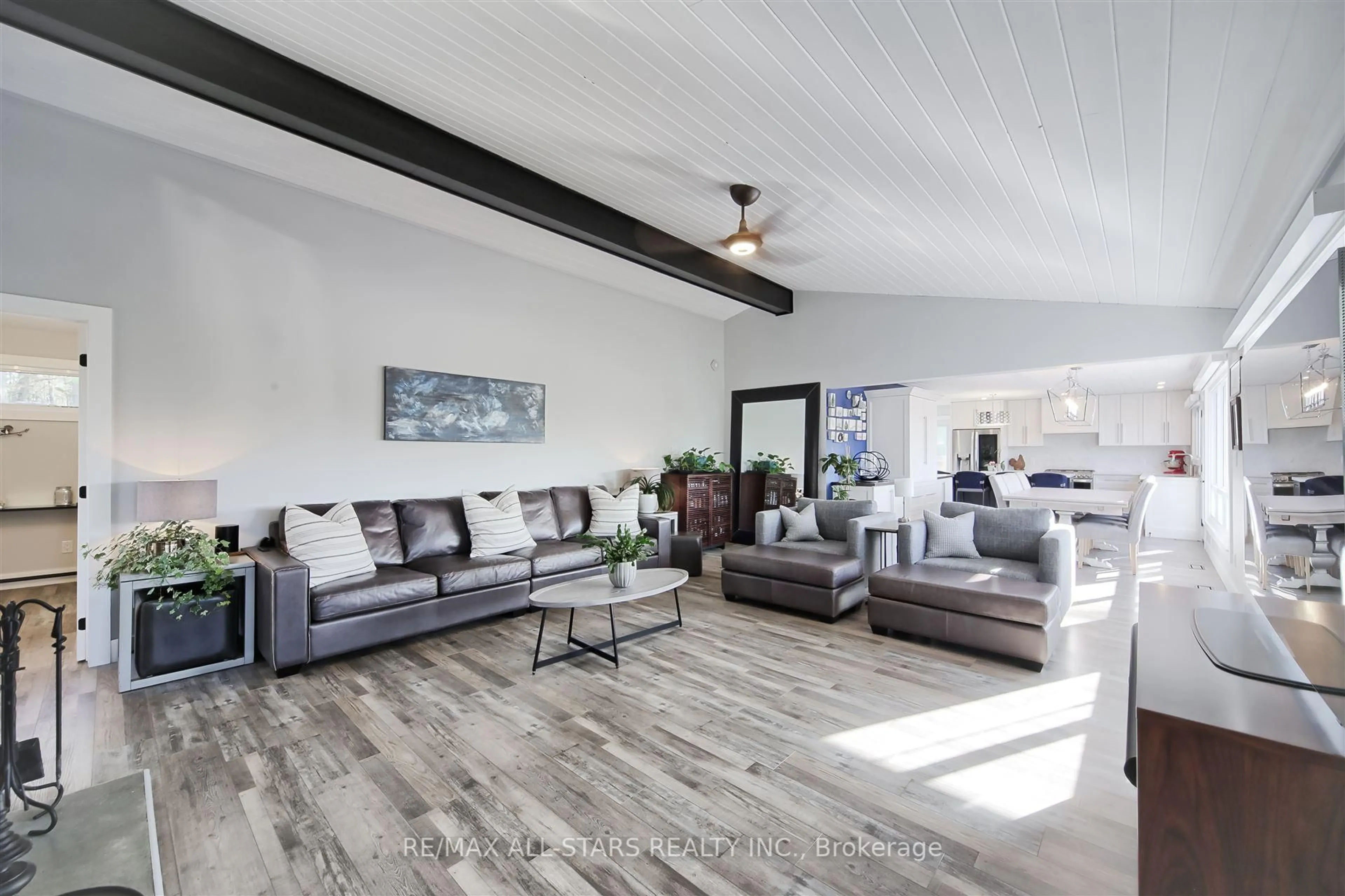 Living room with furniture, unknown for 2836 FIRE ROUTE 130, Trent Lakes Ontario K0L 1J0