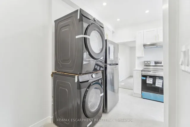 Additional property image - 289 Wentworth St