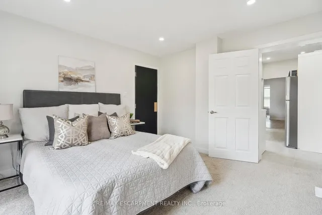 Additional property image - 289 Wentworth St