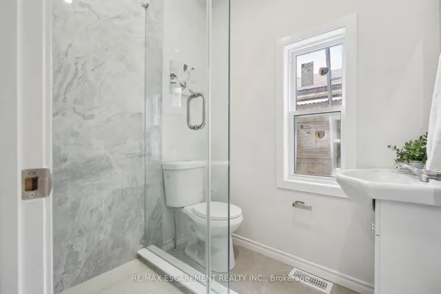 Additional property image - 289 Wentworth St