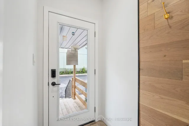 Additional property image - 289 Wentworth St