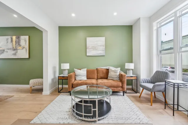 Additional property image - 289 Wentworth St
