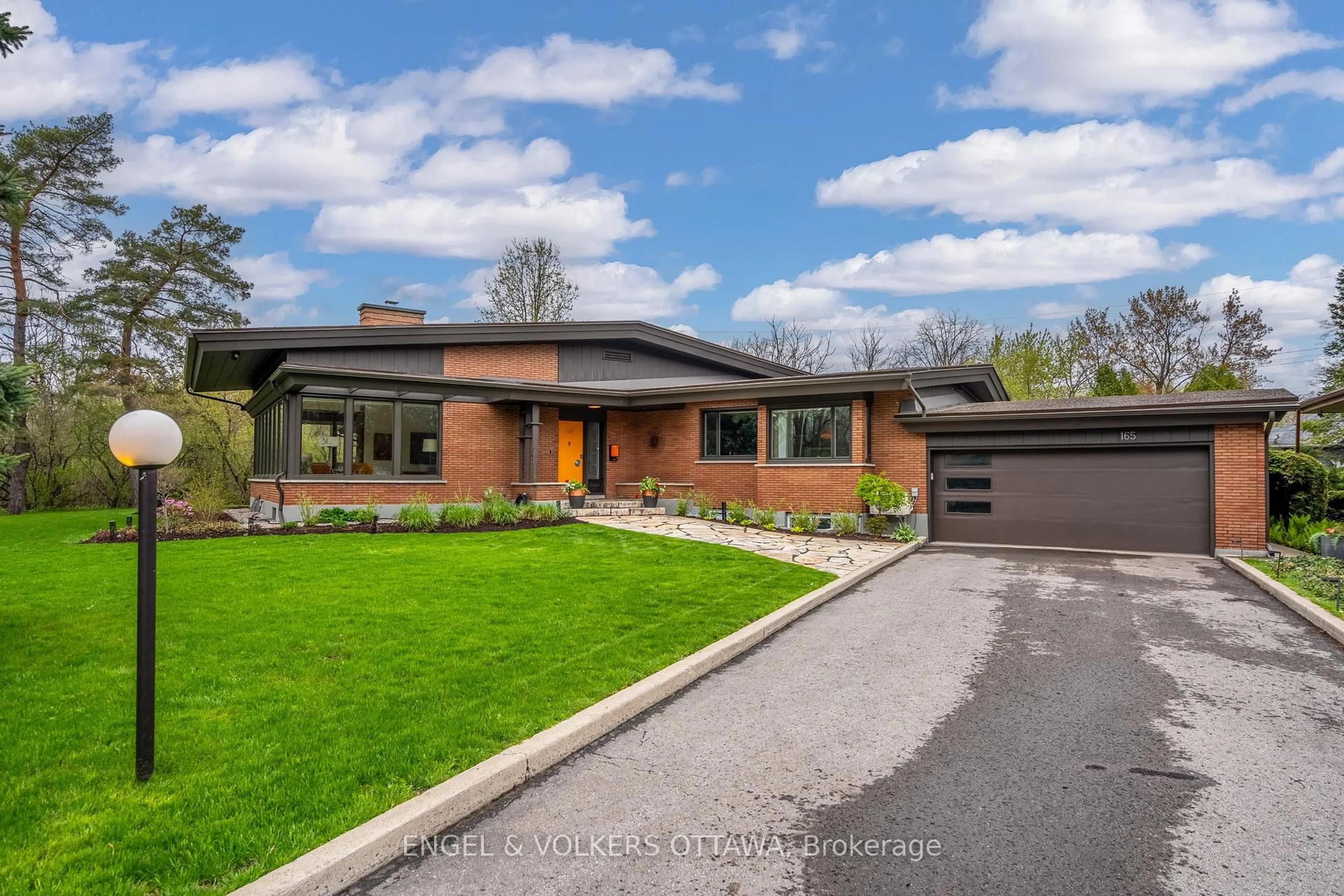 Home with brick exterior material, street for 165 Island Park Dr, Ottawa Ontario K1Y 0A1