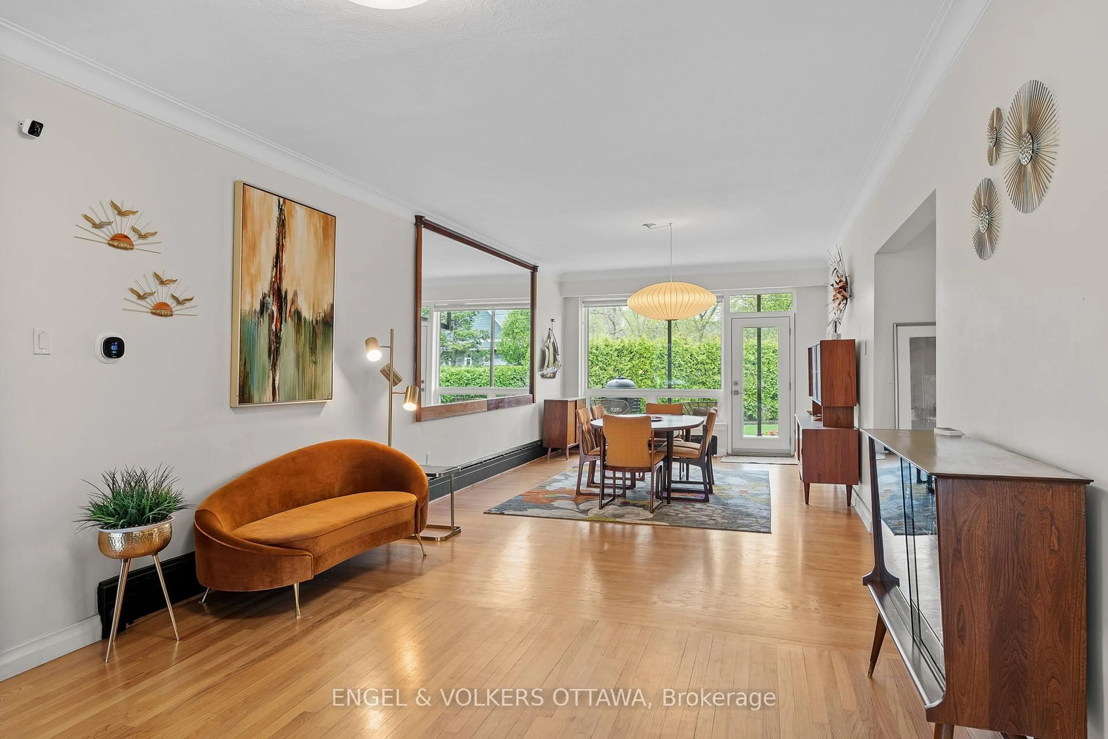 Living room with furniture, unknown for 165 Island Park Dr, Ottawa Ontario K1Y 0A1