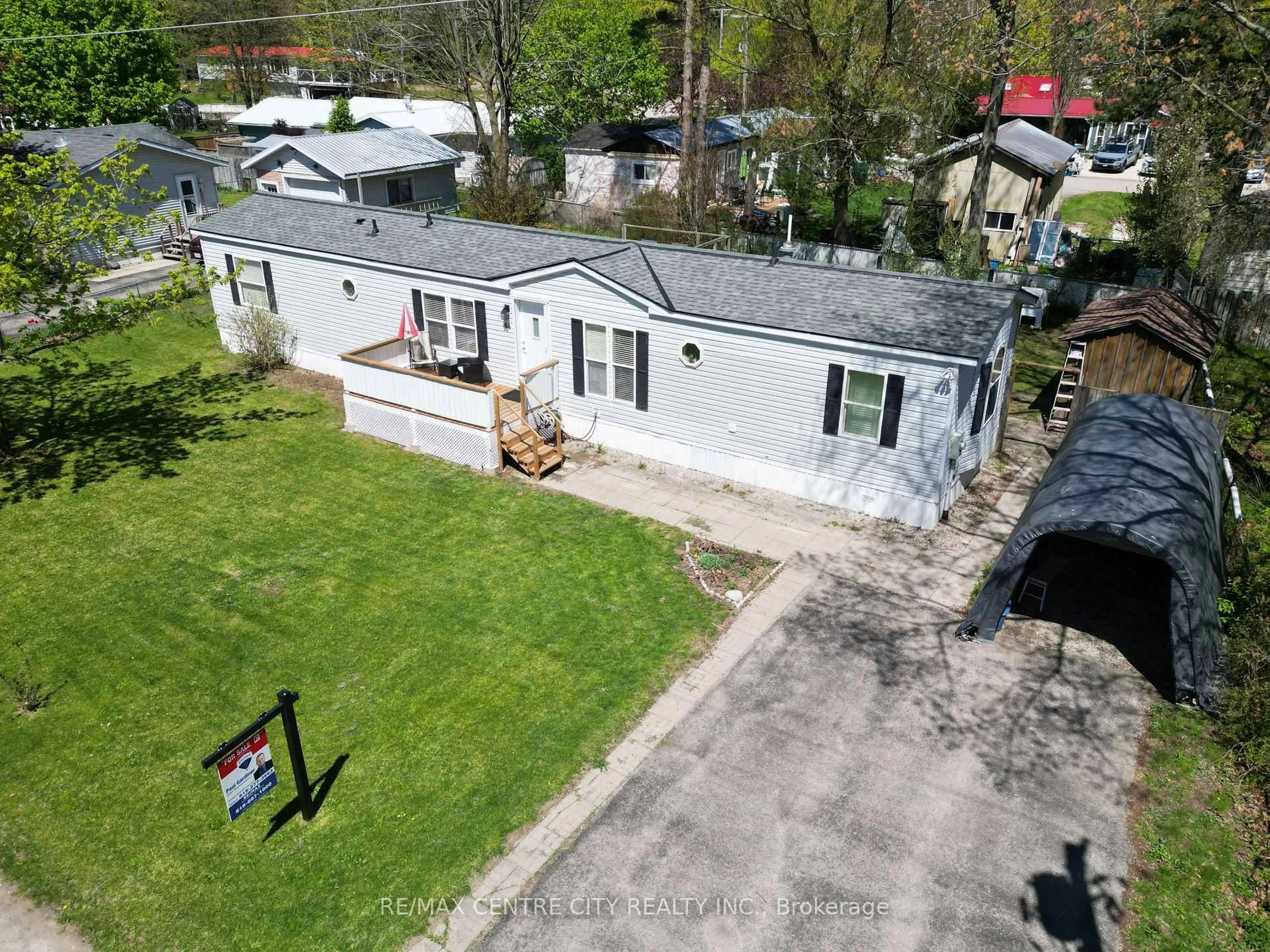 A pic from outside/outdoor area/front of a property/back of a property/a pic from drone, street for 746112 Township Road 4 Rd #64, Blandford-Blenheim Ontario N4S 7V9