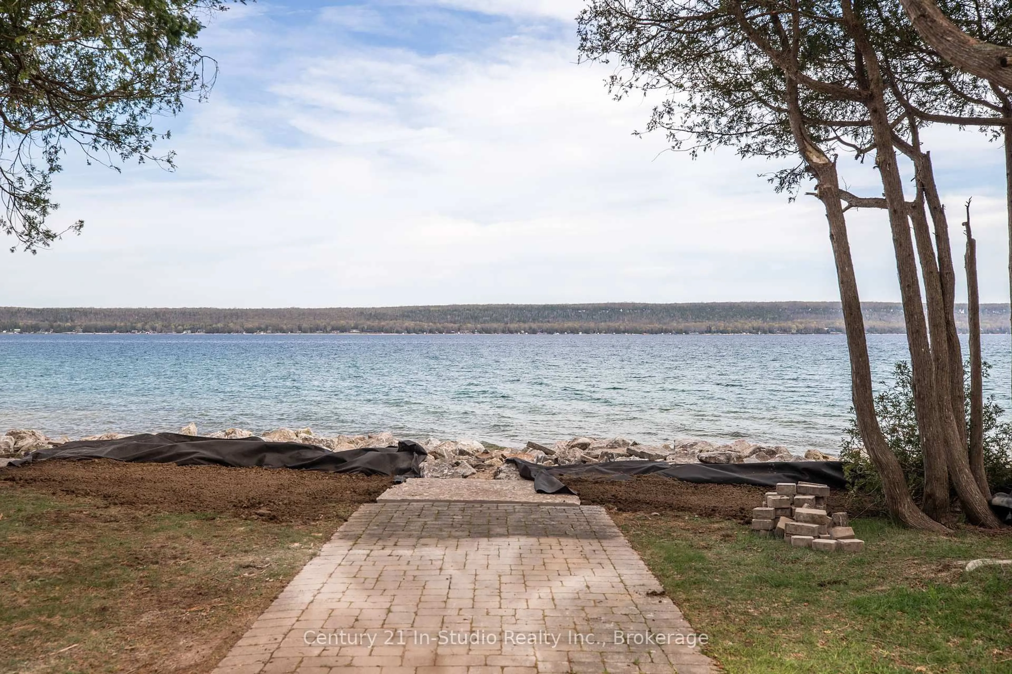 Patio, water/lake/river/ocean view for 502325 Grey Road 1 Rd, Georgian Bluffs Ontario N0H 2T0