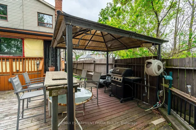 Additional image 6 of 12 Rossmore Ave