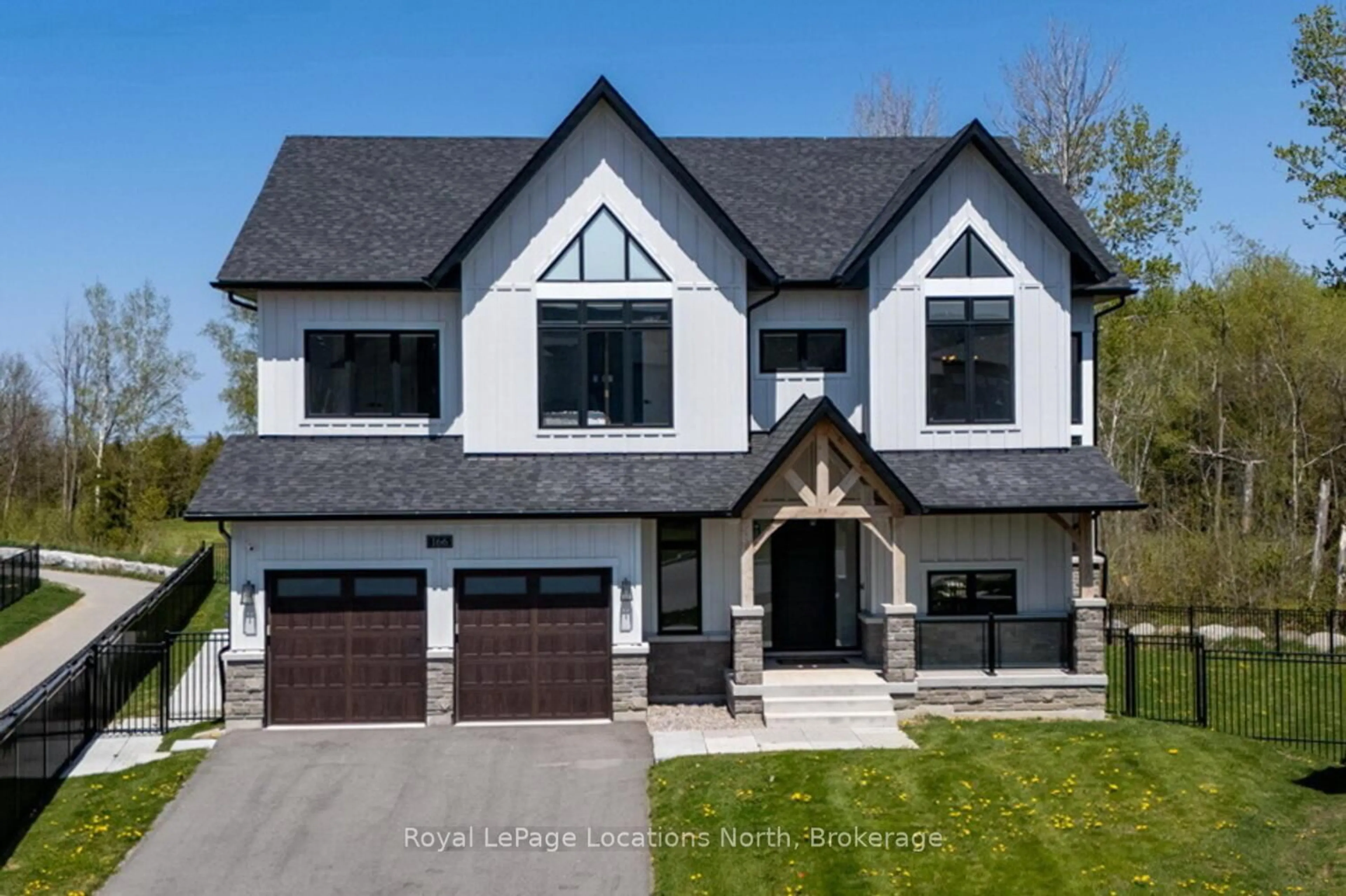 Home with brick exterior material, street for 166 Springside Cres, Blue Mountains Ontario L9Y 5L3