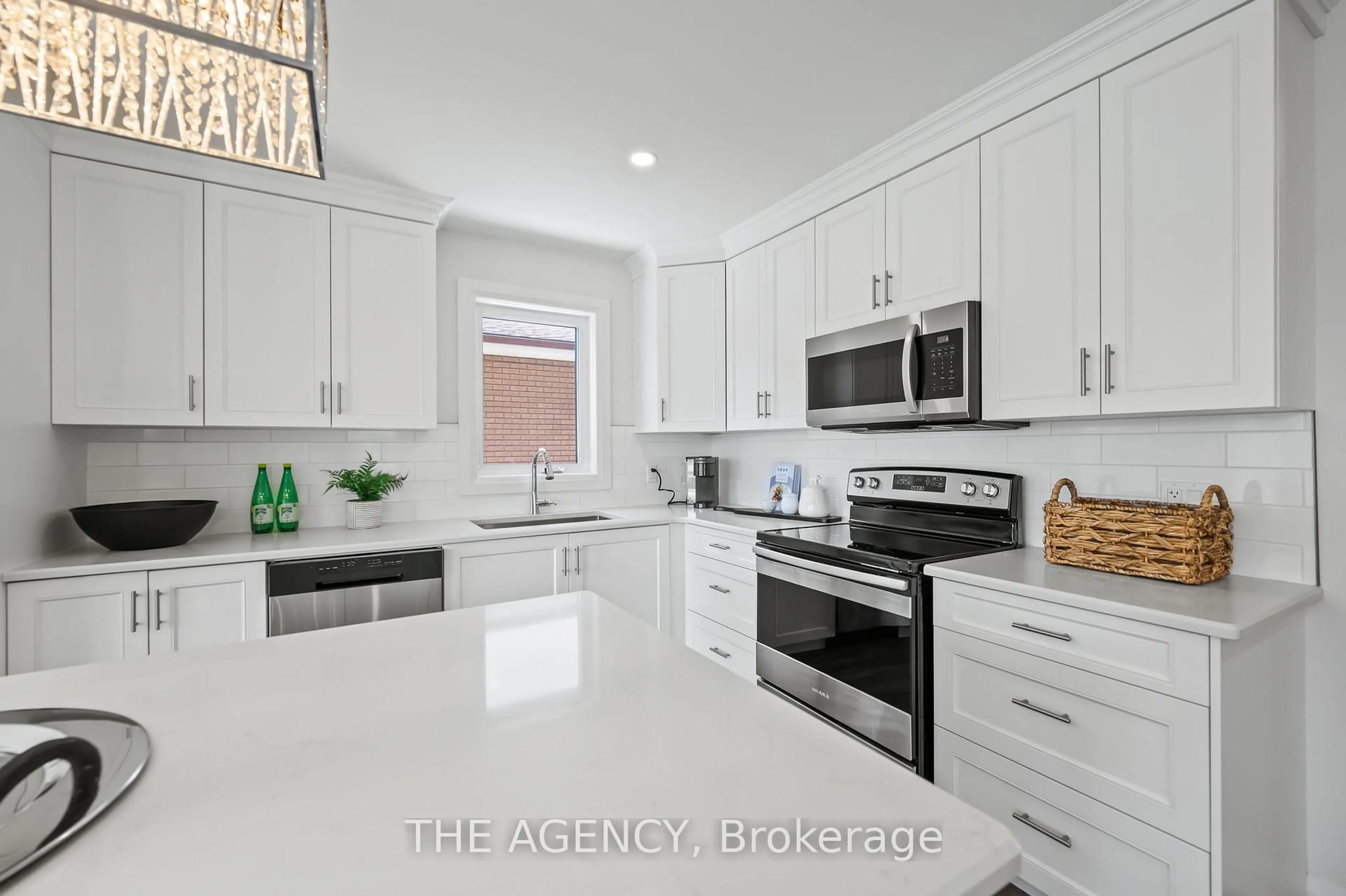 Open concept kitchen, ceramic/tile floor for 79 Dublin St, Brantford Ontario N3R 2E5