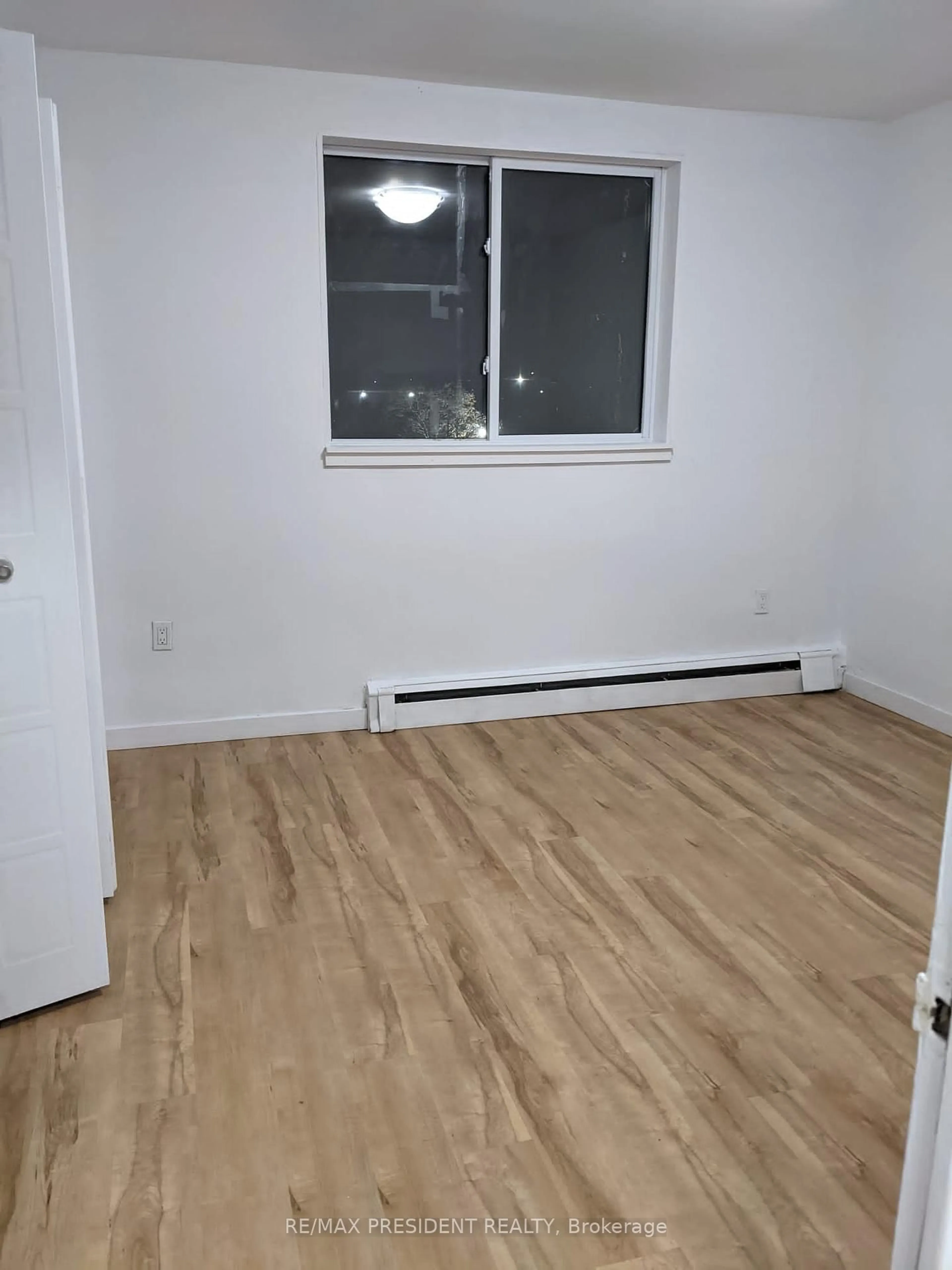 A pic of a room for 563 Mornington Ave #310, London East Ontario N5Y 4T8