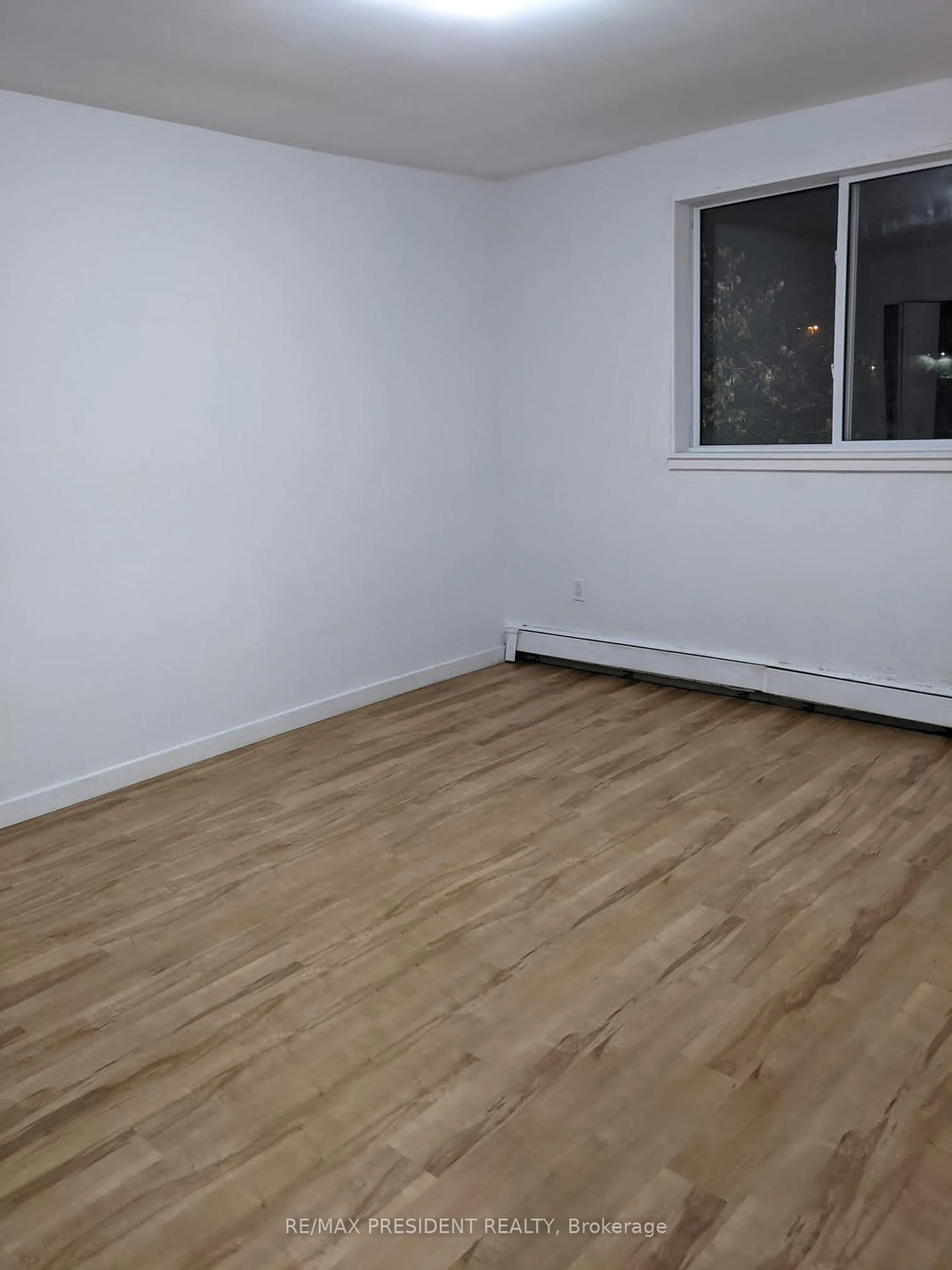 A pic of a room for 563 Mornington Ave #310, London East Ontario N5Y 4T8