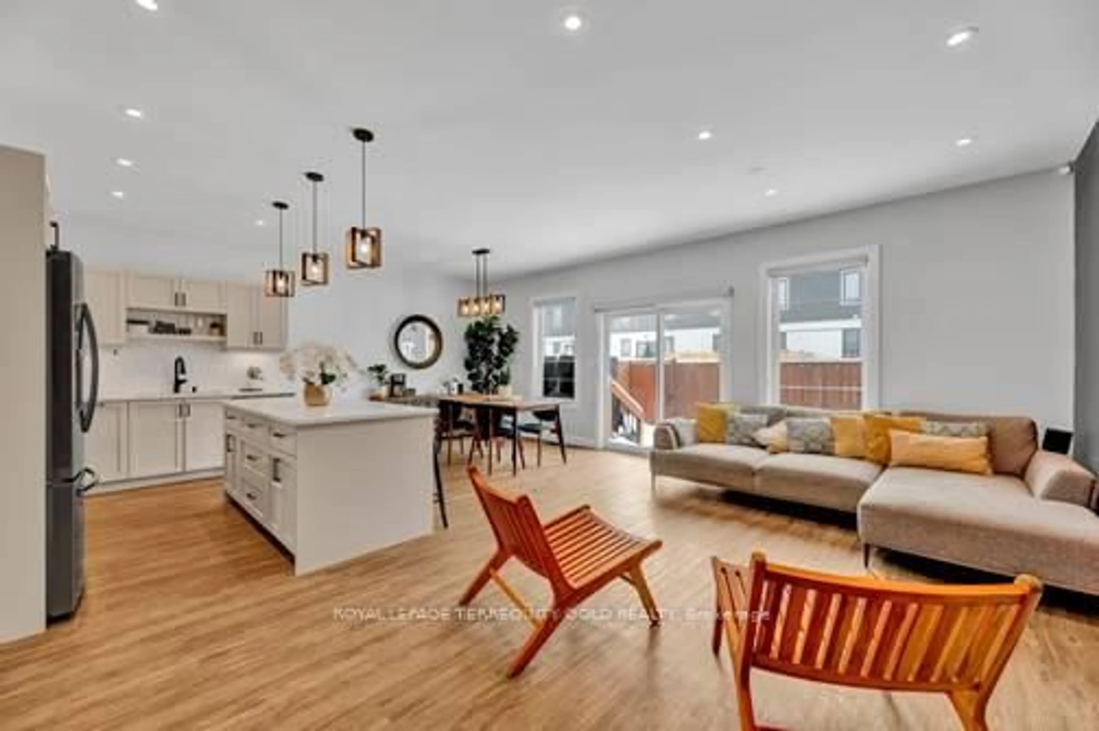 Open concept kitchen, unknown for 360 Quarter Town Line #1004, Tillsonburg Ontario N4G 0H7