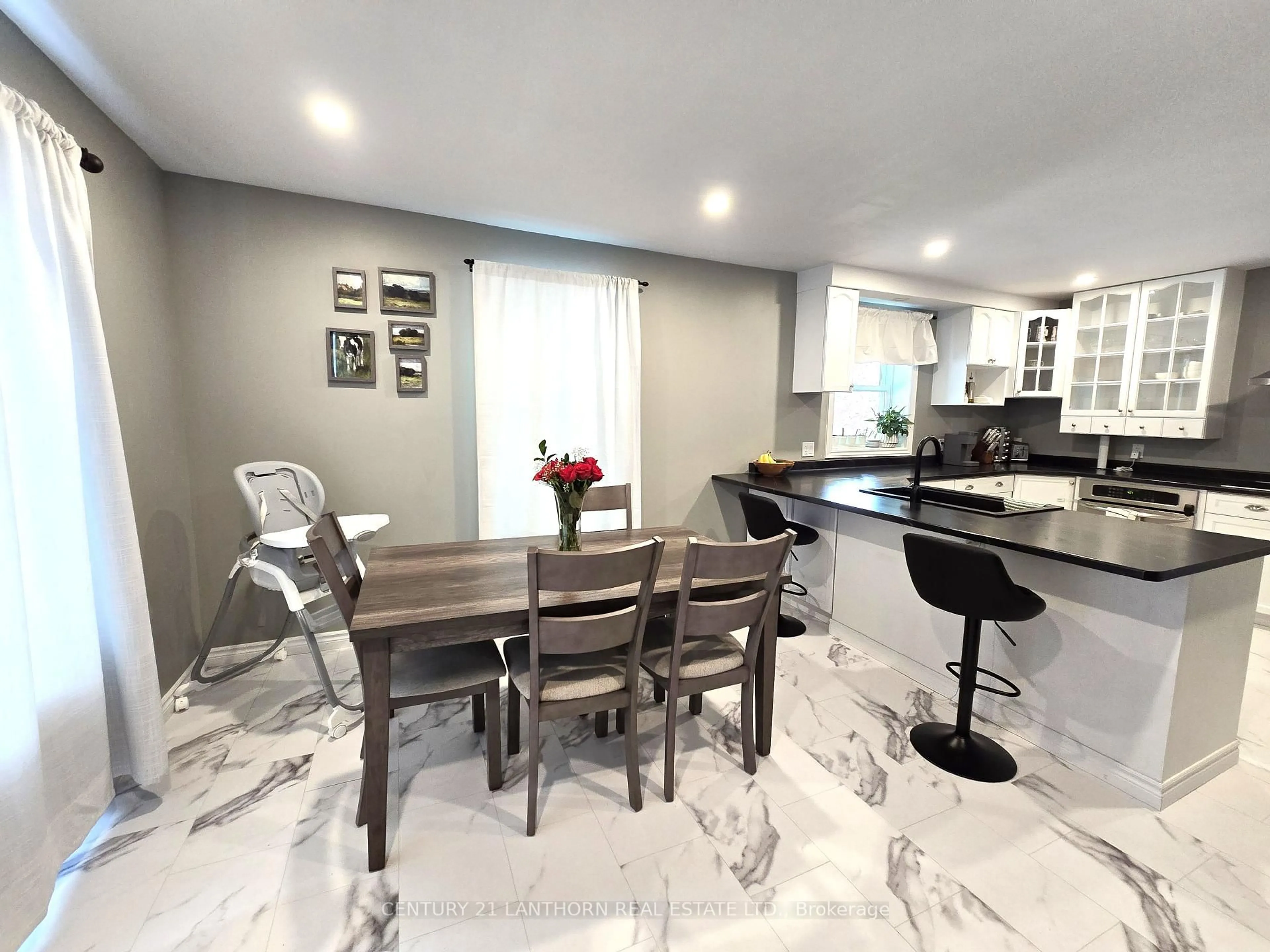 Unknown for 28 Gore St, Stirling Ontario K0K 3E0