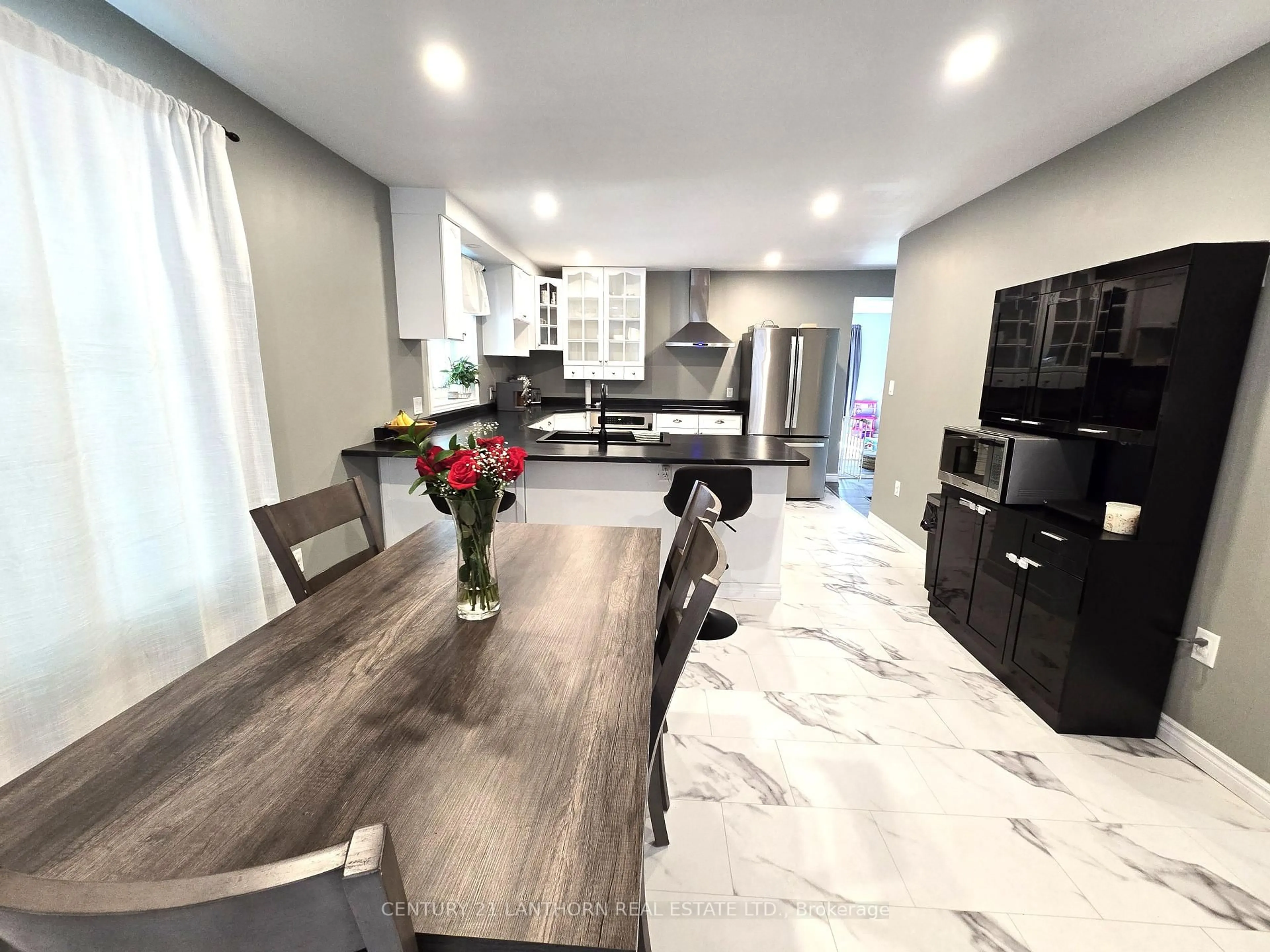 Open concept kitchen, ceramic/tile floor for 28 Gore St, Stirling Ontario K0K 3E0