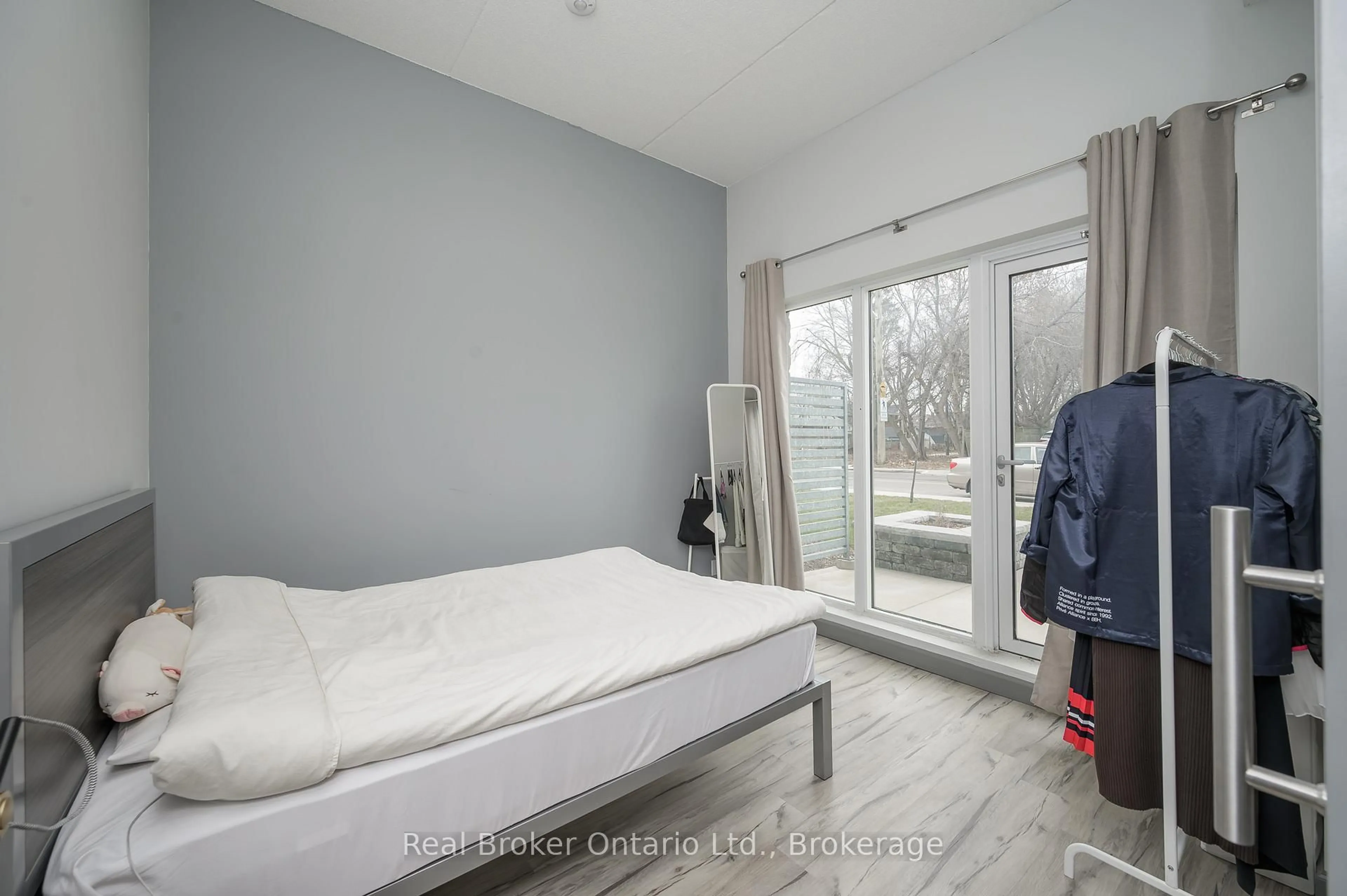 Bedroom with bed, unknown for 77 Leland St #111, Hamilton Ontario L8S 3A1