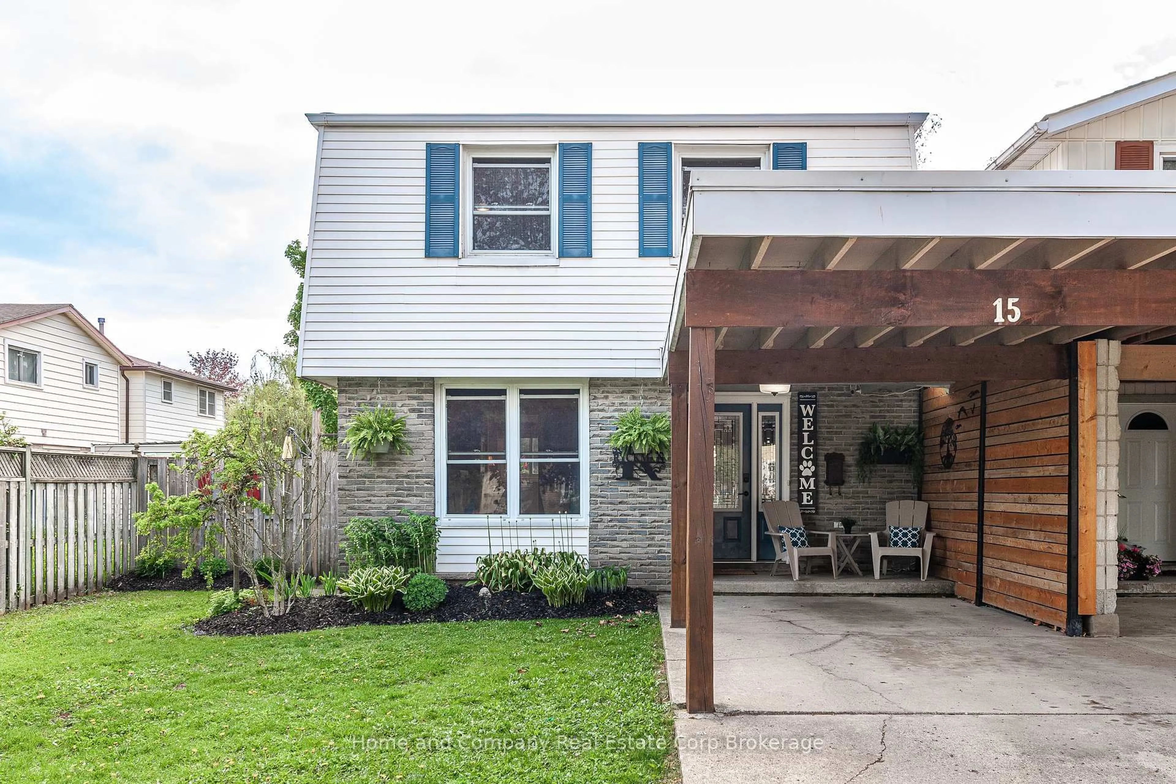 Home with vinyl exterior material, street for 15 Babb Cres, Stratford Ontario N5A 7A9