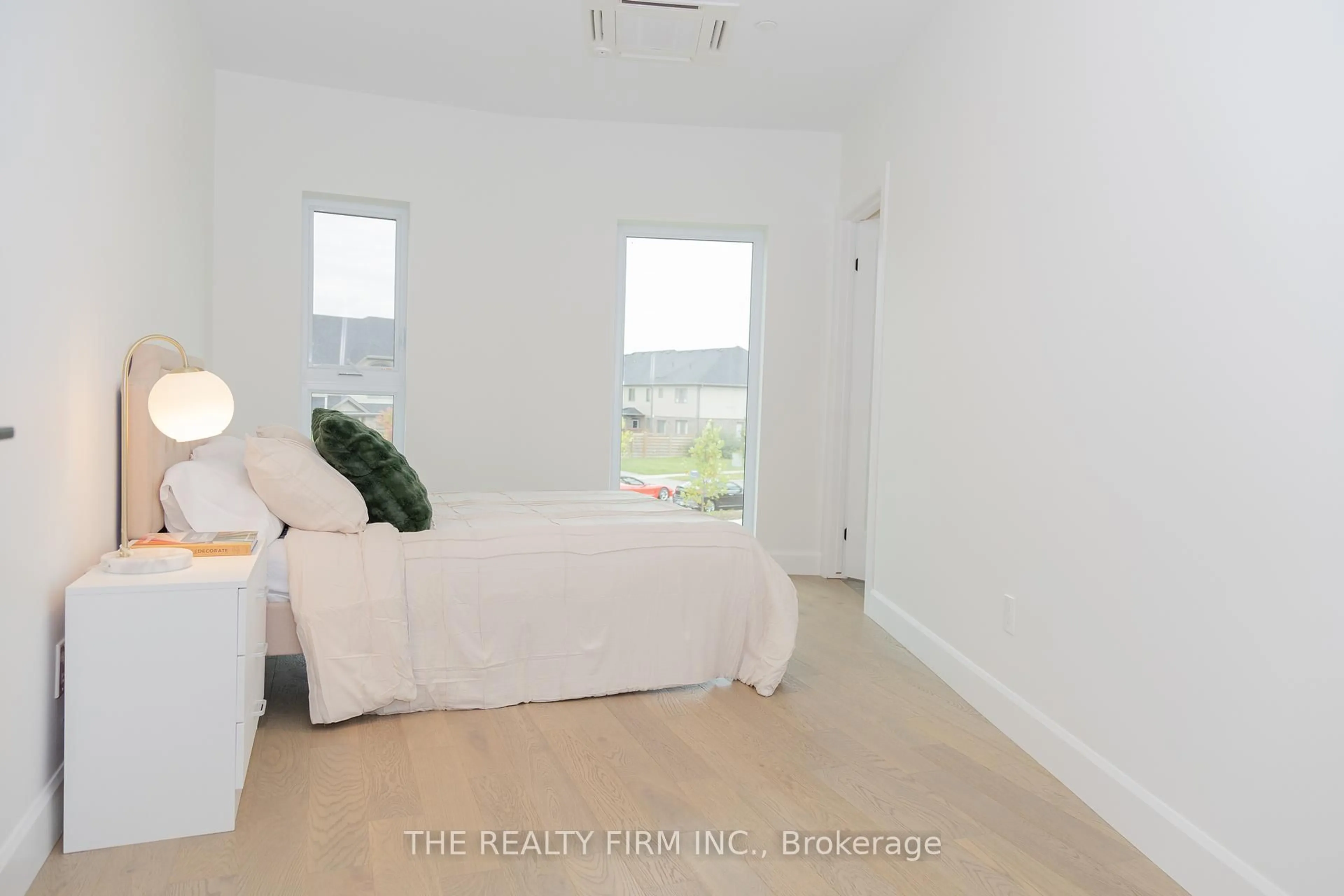 A pic of a room for 2082 Lumen Dr #B117, London South Ontario N6K 0L3