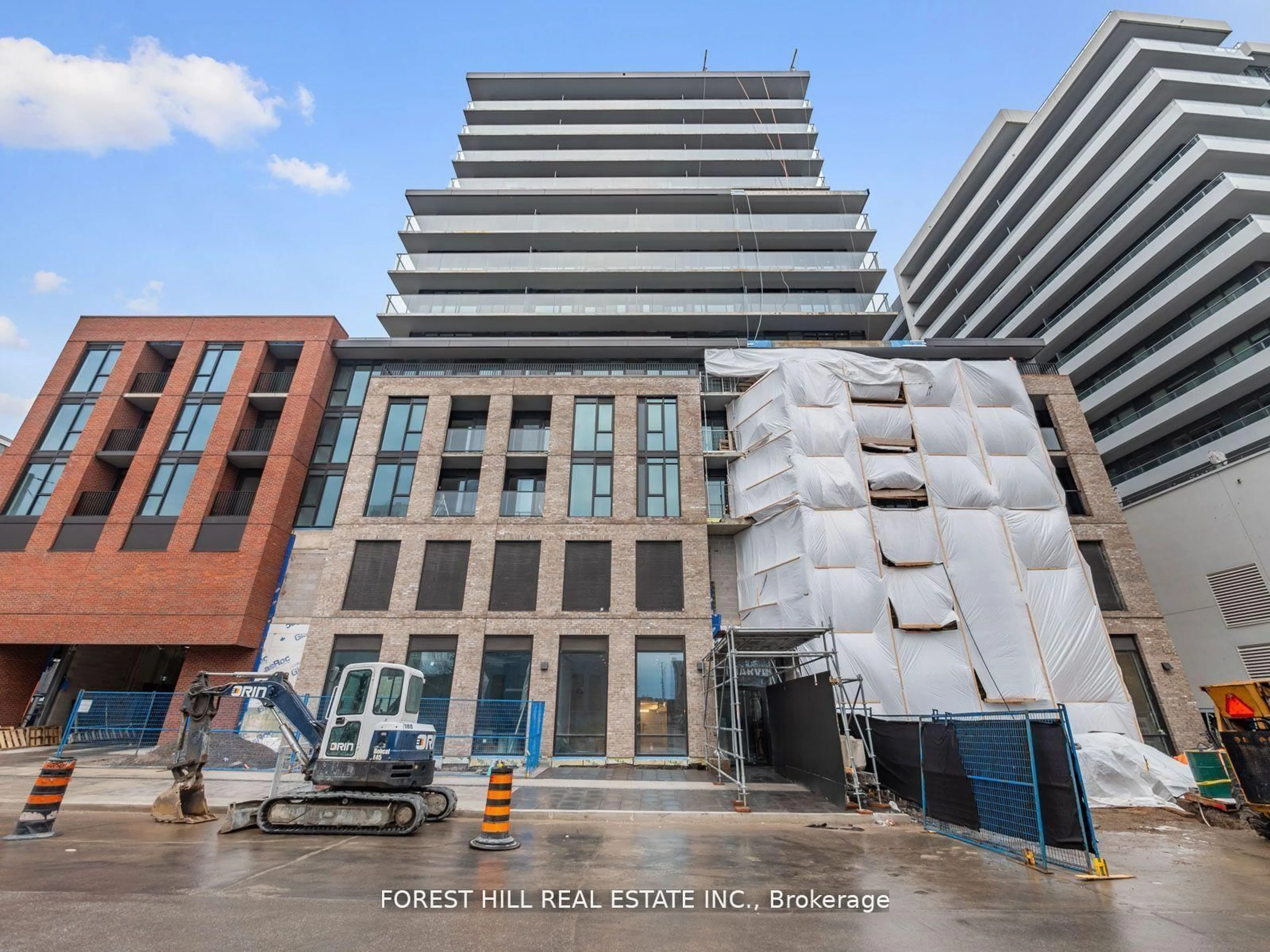 Indoor foyer for 1 Jarvis St #307, Hamilton Ontario L8R 3J2