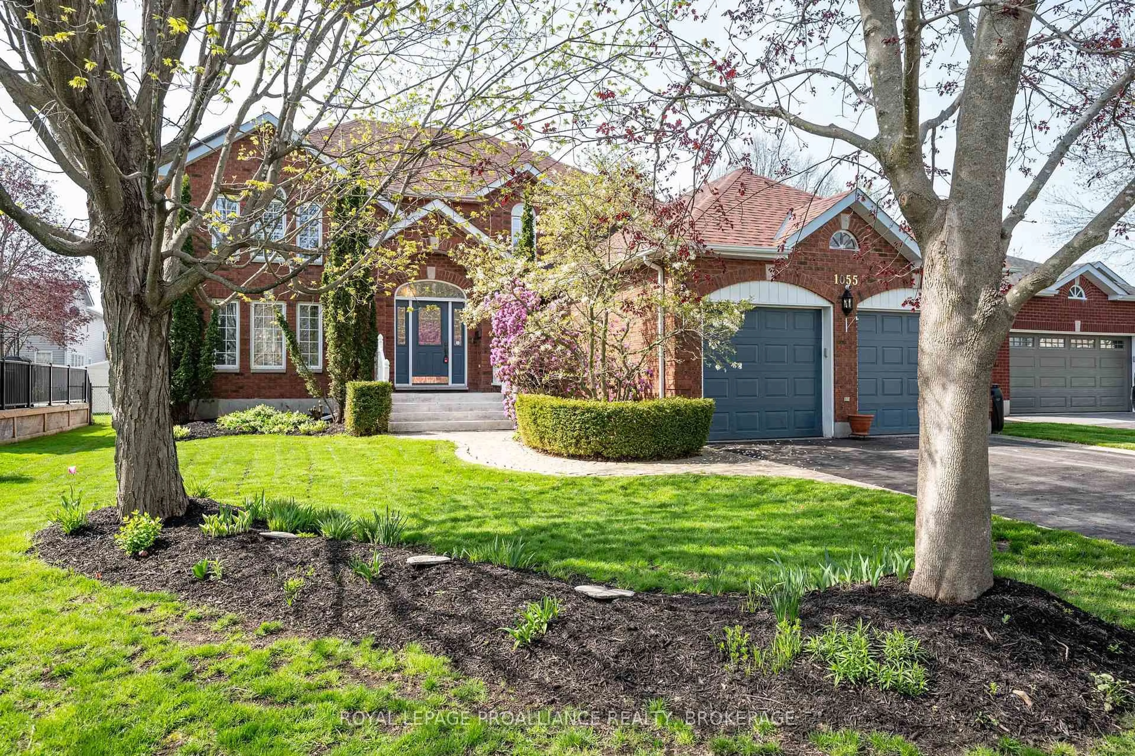 Home with brick exterior material, street for 1055 Wickham Circ, Kingston Ontario K7M 8T9