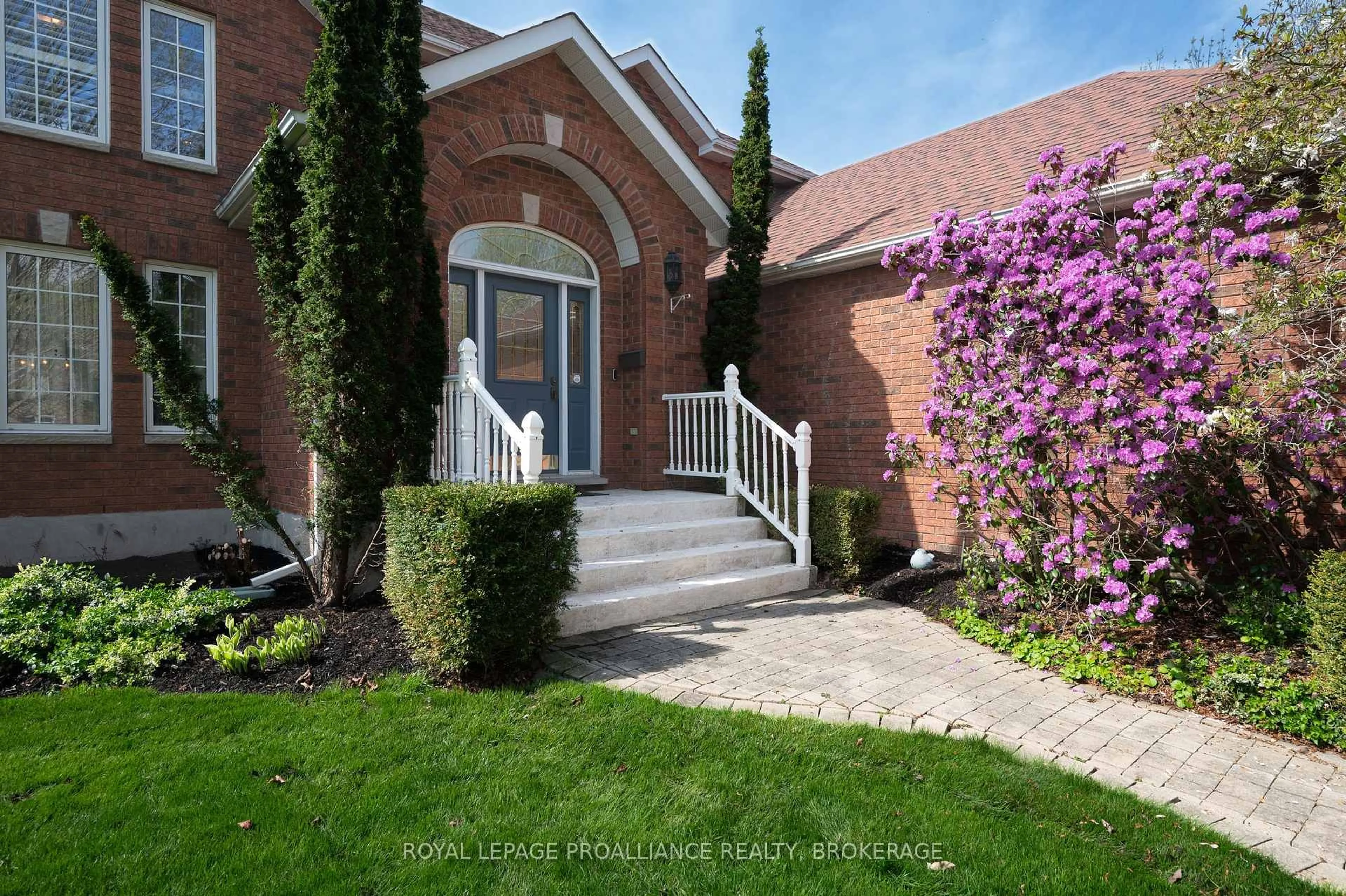 Home with brick exterior material, street for 1055 Wickham Circ, Kingston Ontario K7M 8T9