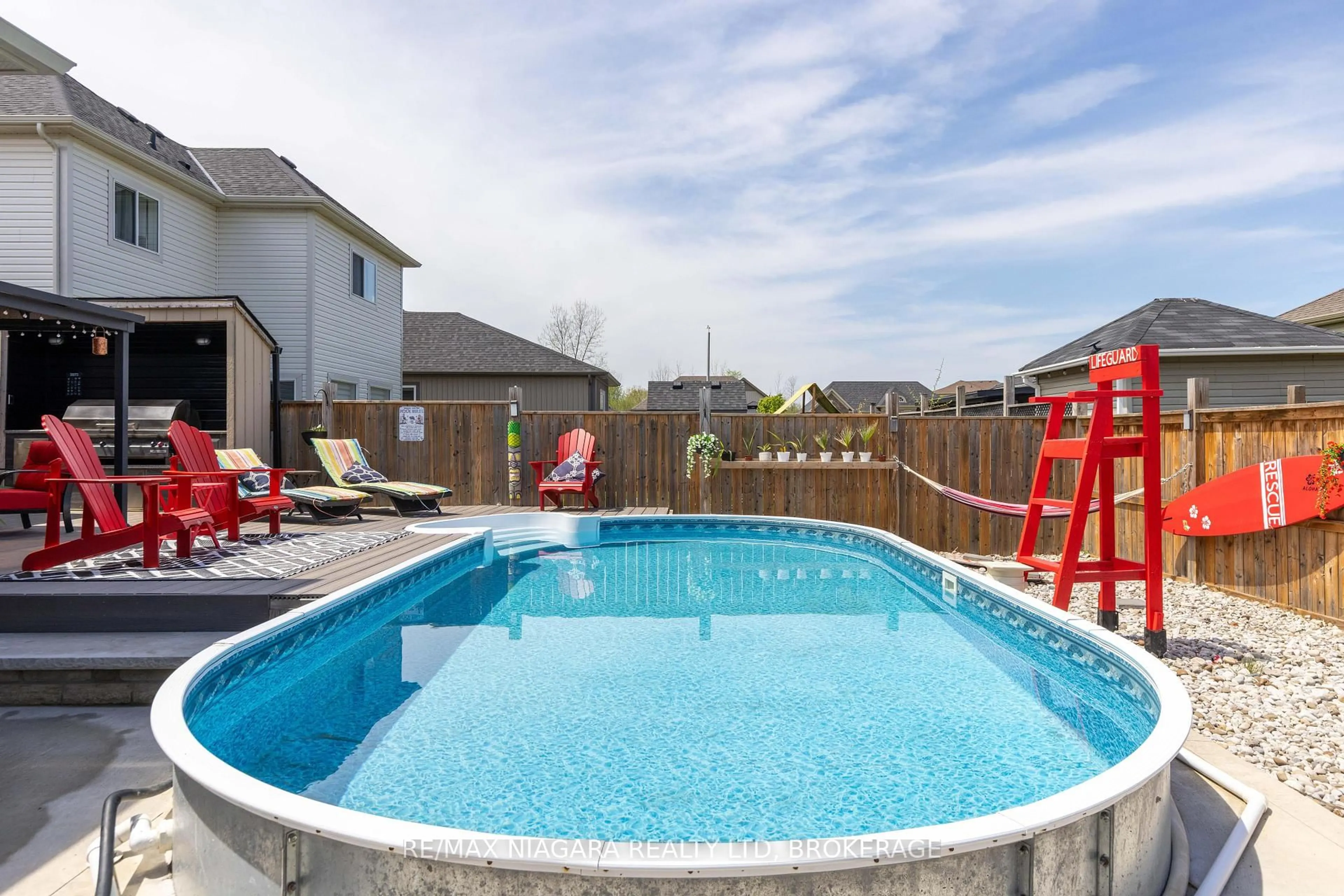 Pool for 396 Brady Crt, Fort Erie Ontario L2A 1N1