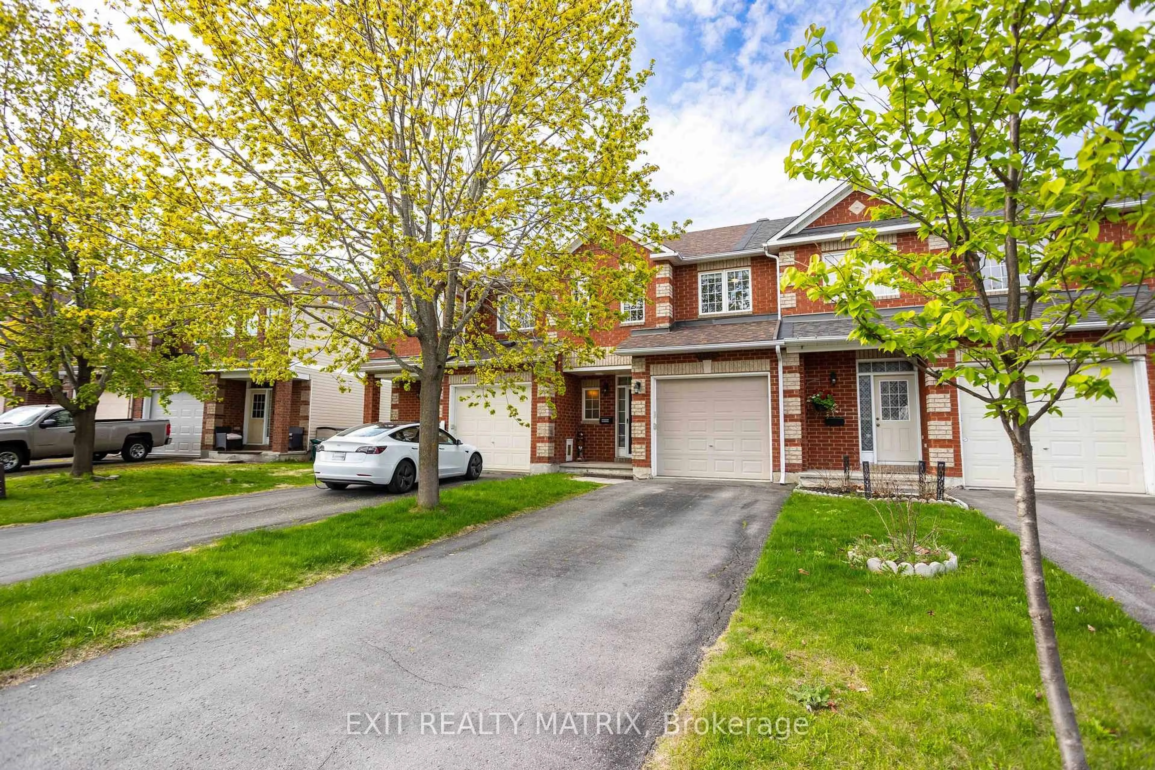 Home with brick exterior material, street for 1158 Brasseur Cres, Ottawa Ontario K4A 4Y5