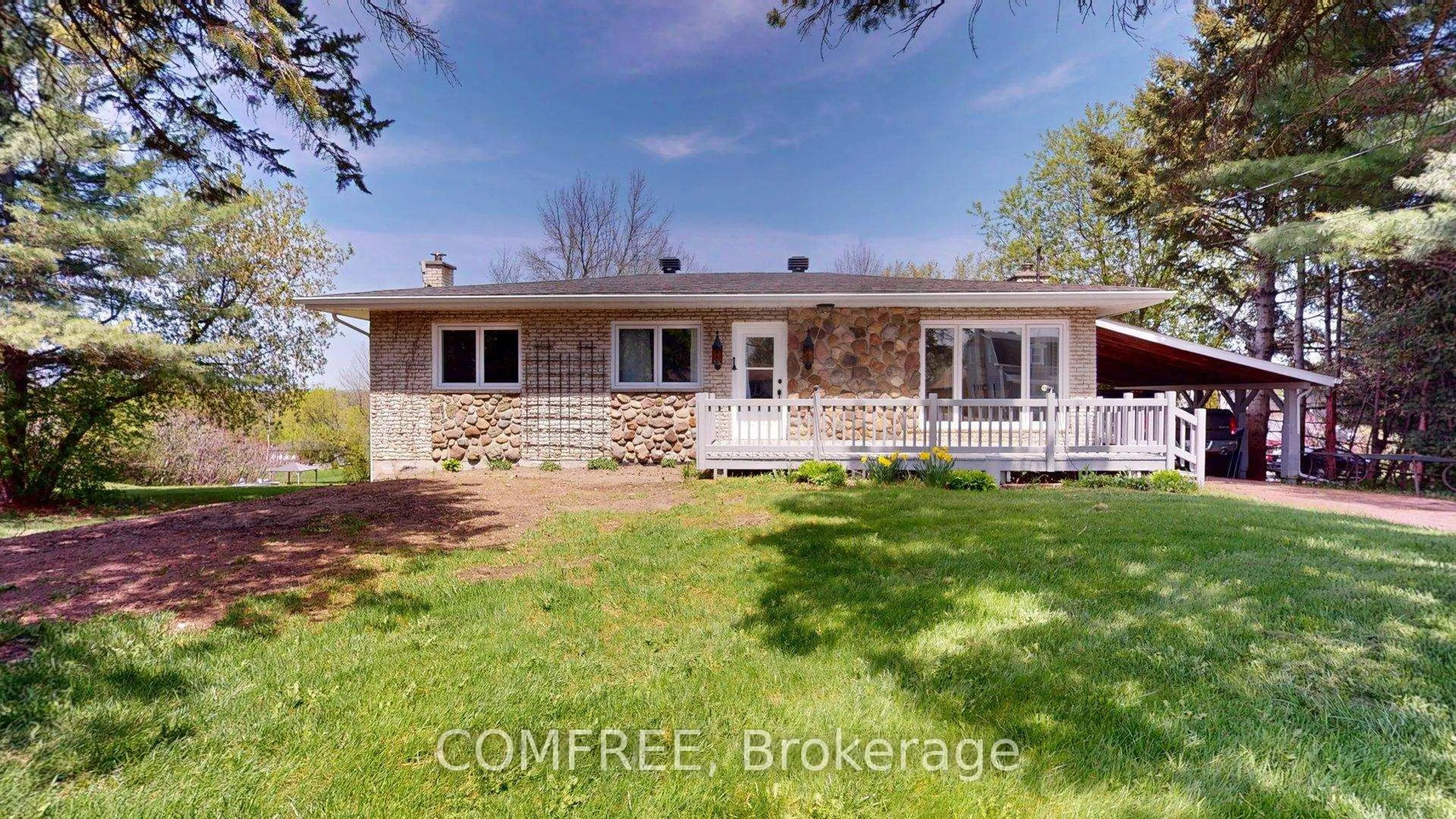 Home with brick exterior material, street for 2055 Principale St, East Hawkesbury Ontario K0B 1B0