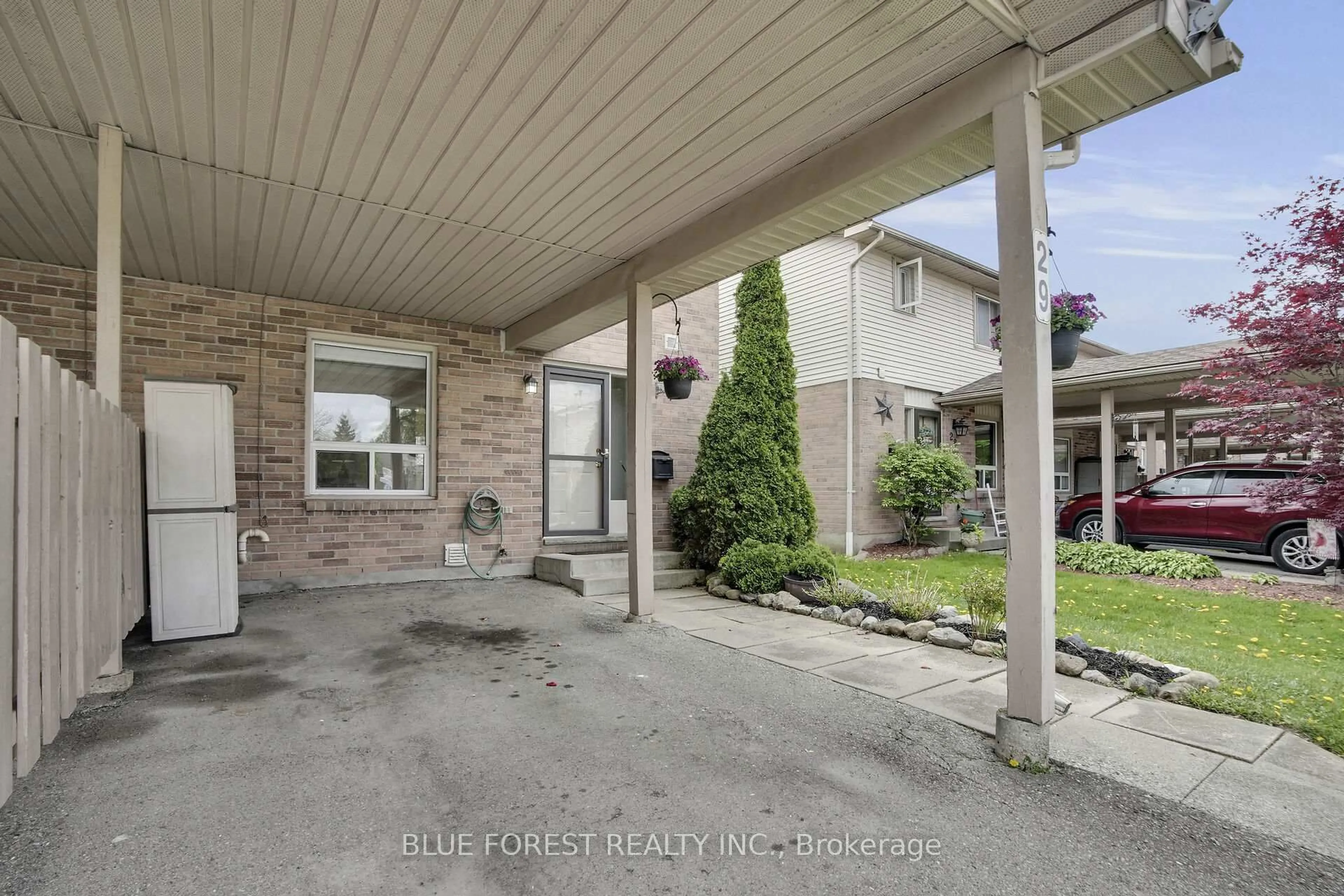 Unknown for 720 Deveron Cres #29, London South Ontario N5Z 4W6