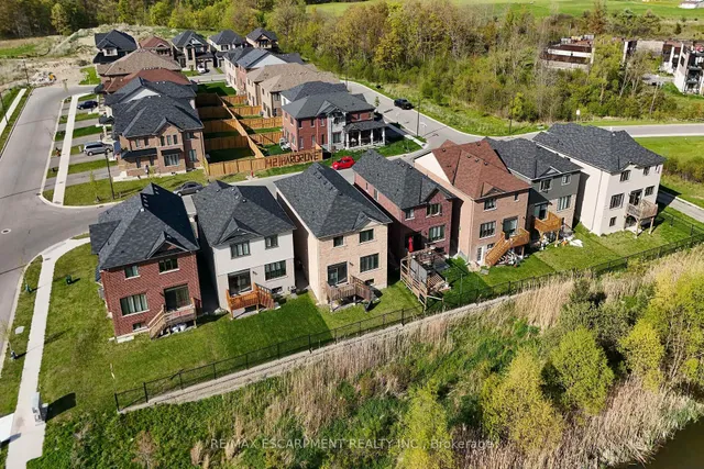 Additional property image - 12 Midhurst Hts