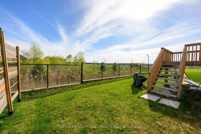 Additional property image - 12 Midhurst Hts