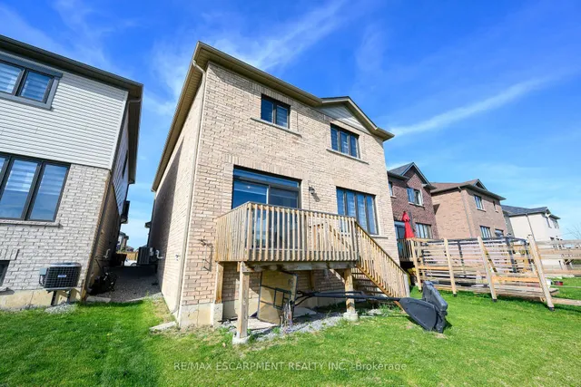 Additional property image - 12 Midhurst Hts