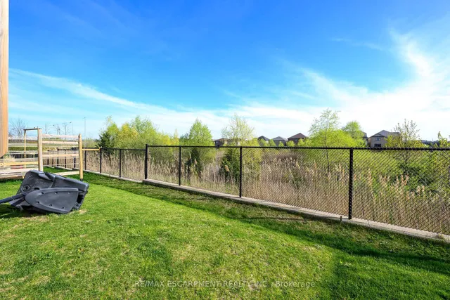 Additional property image - 12 Midhurst Hts