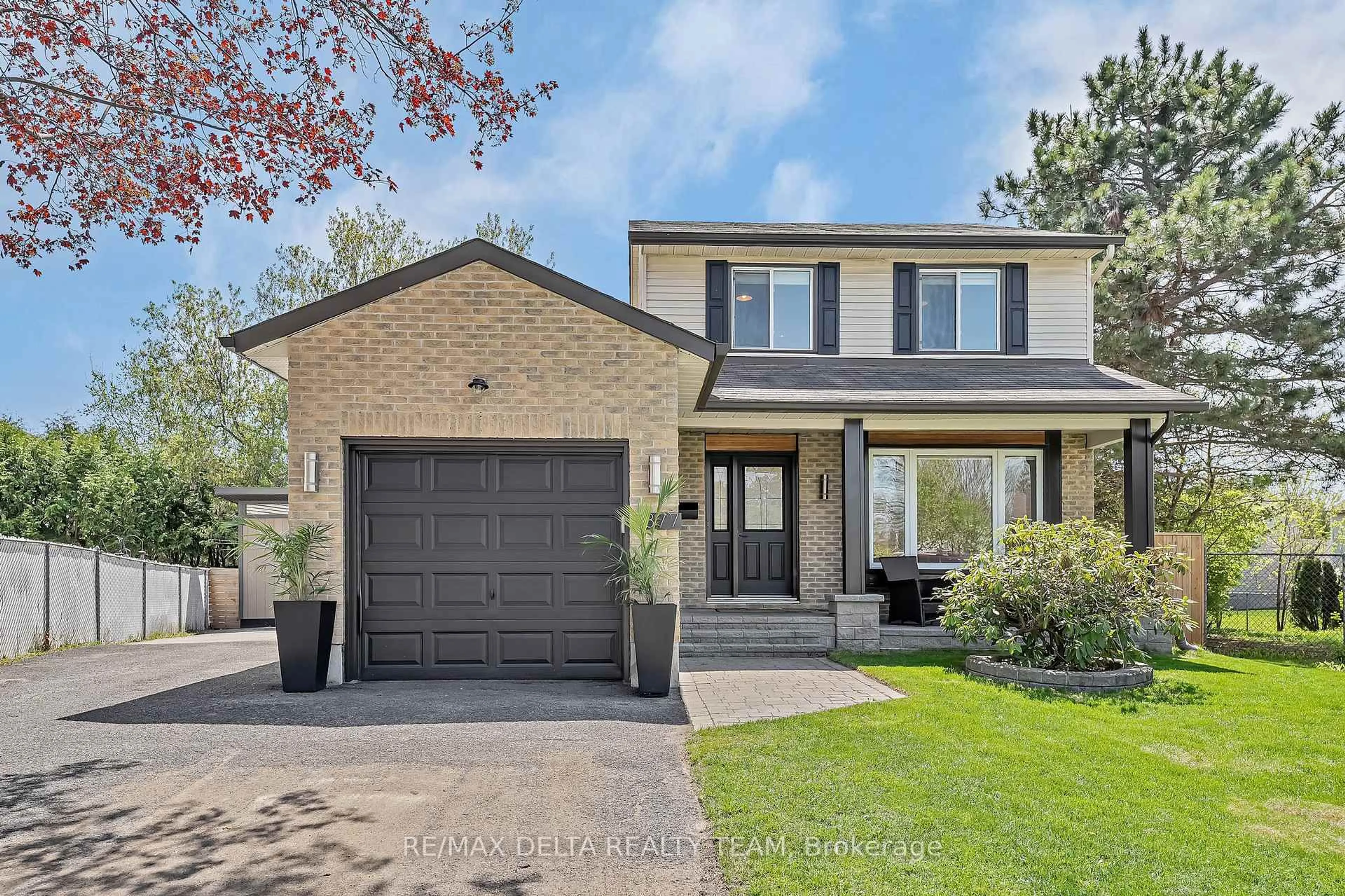 Home with brick exterior material, street for 377 Duvernay Dr, Ottawa Ontario K1E 2N7