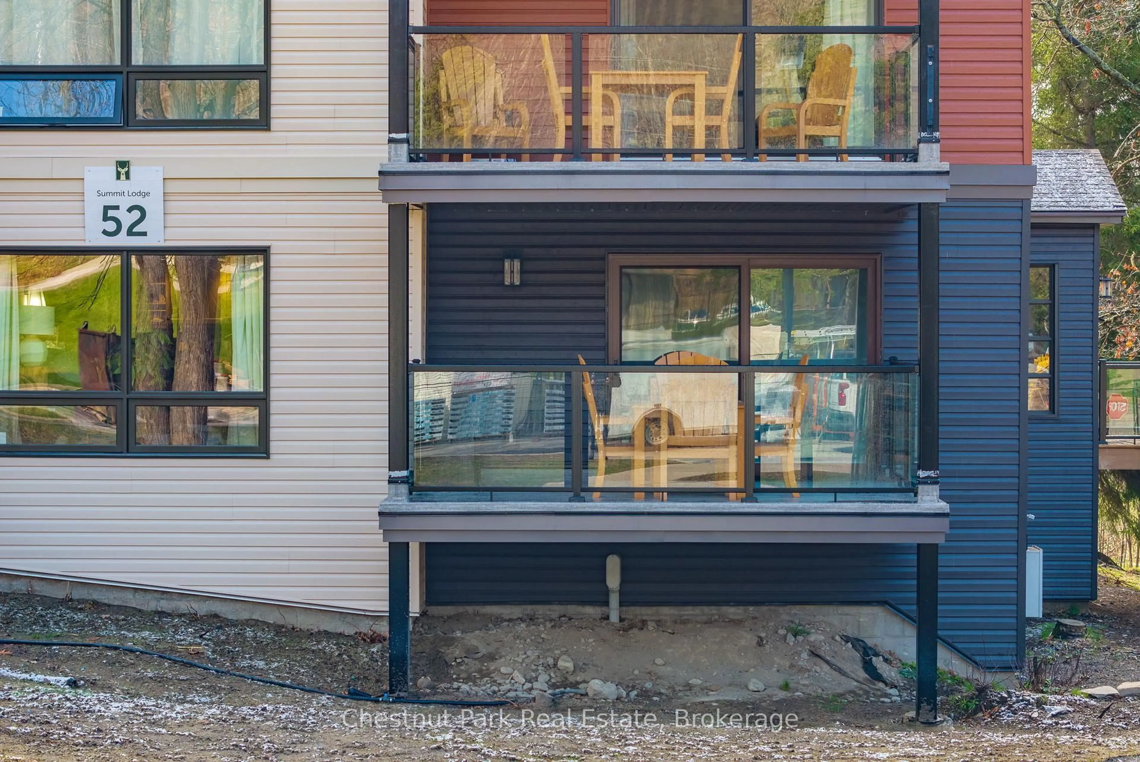 Patio, unknown for 1235 Deerhurst Dr #52-107, Huntsville Ontario P1H 2E8