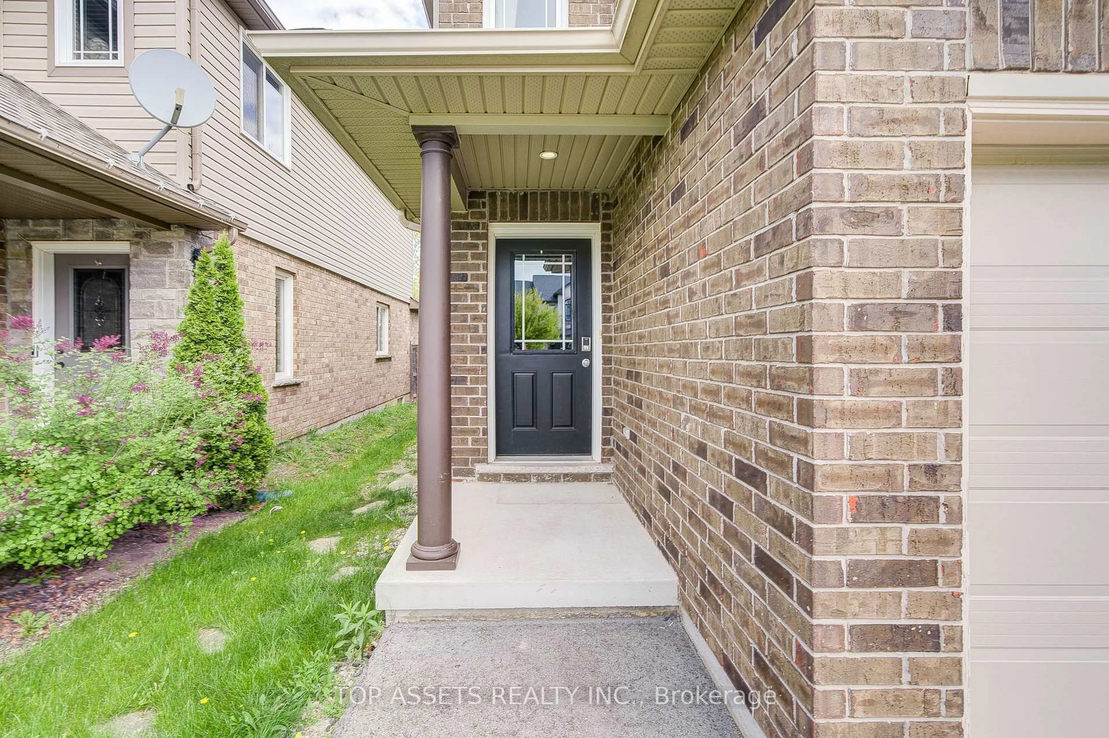 Home with brick exterior material, street for 6504 Armelina Cres, Niagara Falls Ontario L2H 0B4