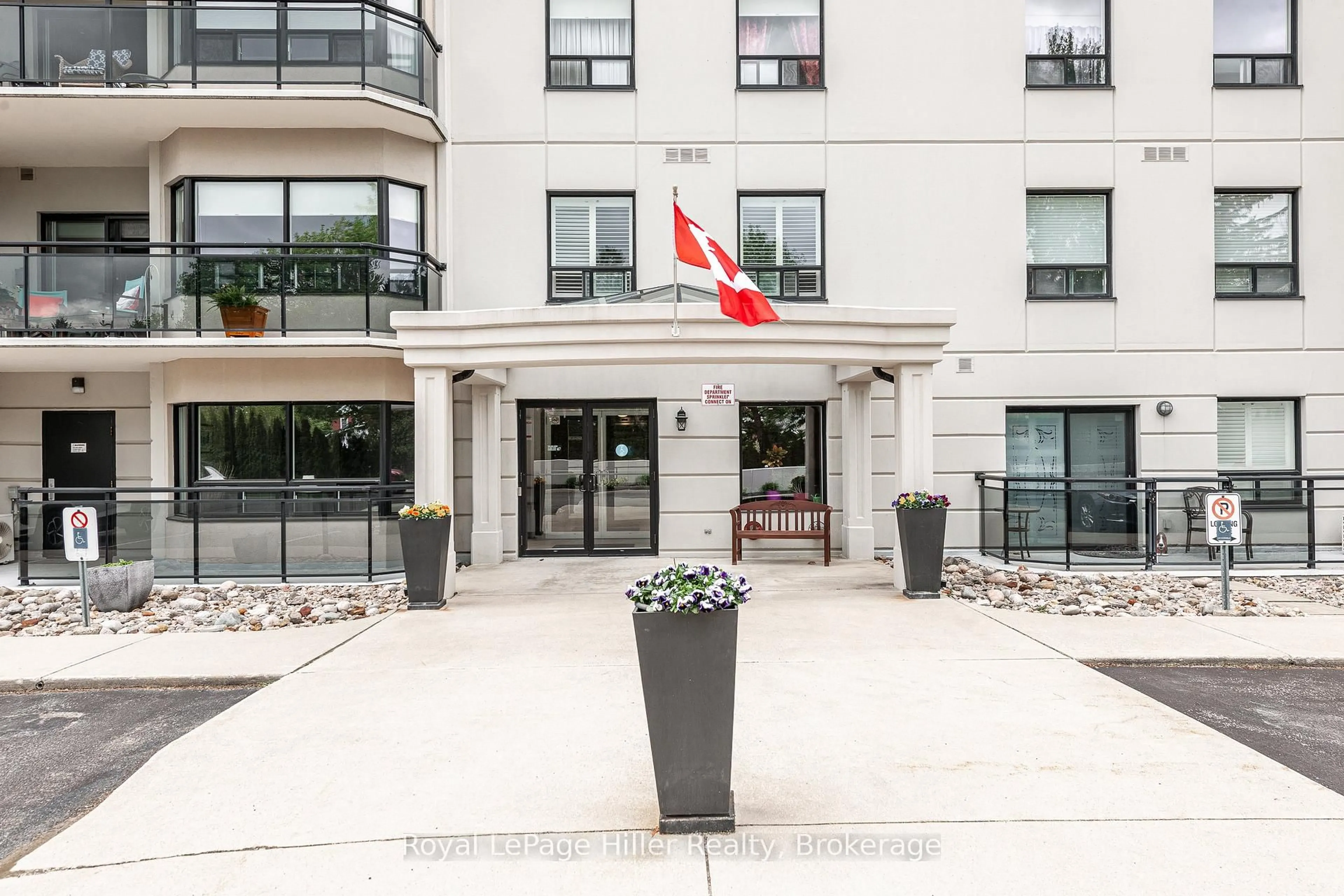Unknown for 160 Romeo St #209, Stratford Ontario N5A 4S9