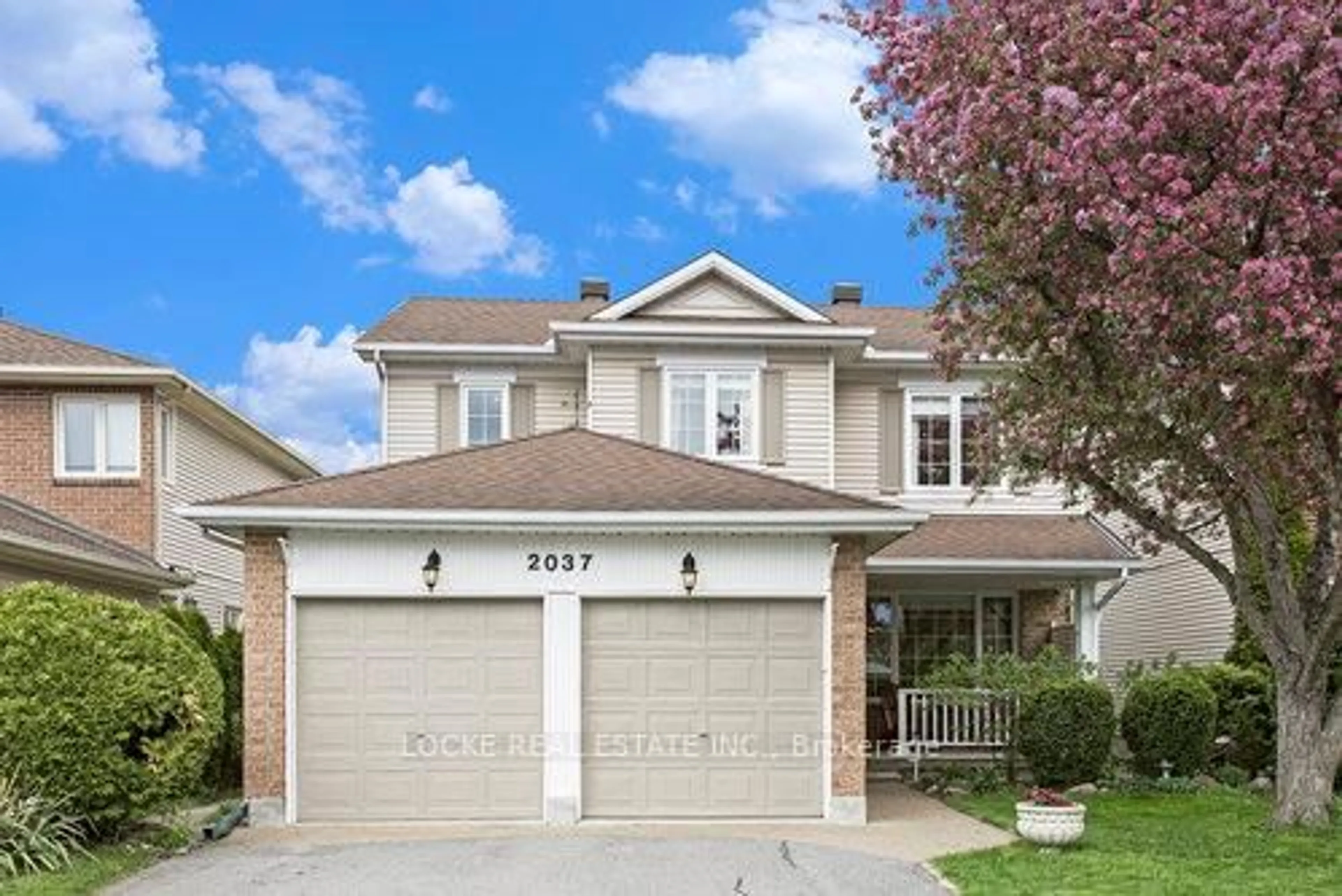 Unknown for 2037 Rolling Brook Dr, Ottawa Ontario K1W 1C9