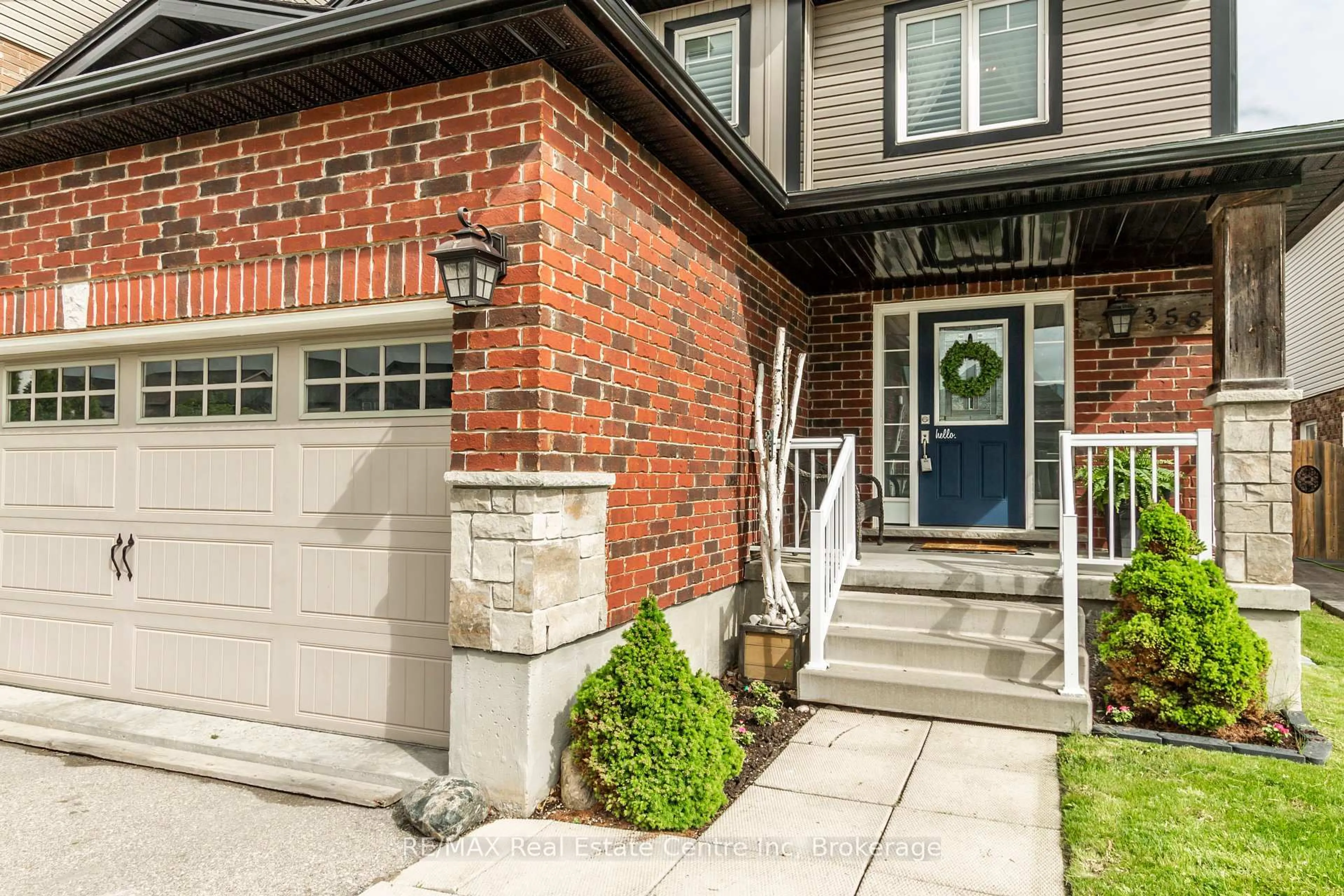Home with brick exterior material, street for 358 Salisbury Ave, Cambridge Ontario N1S 0A2
