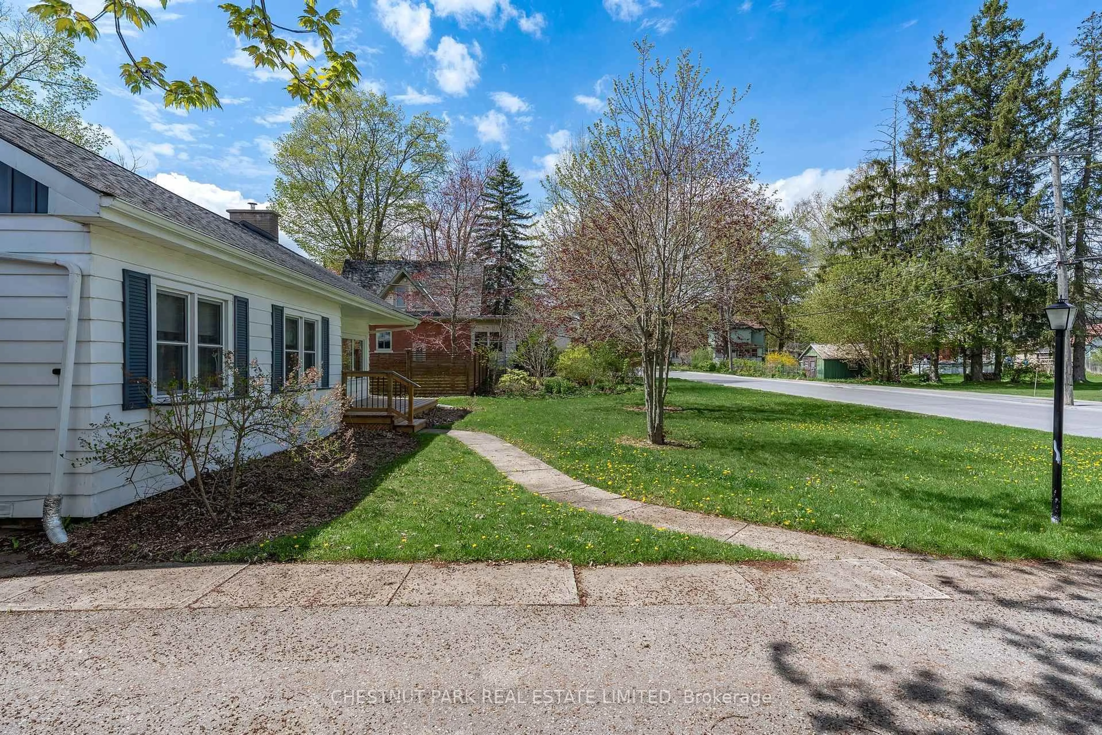Patio, unknown for 1 Downes Ave, Prince Edward County Ontario K0K 2T0